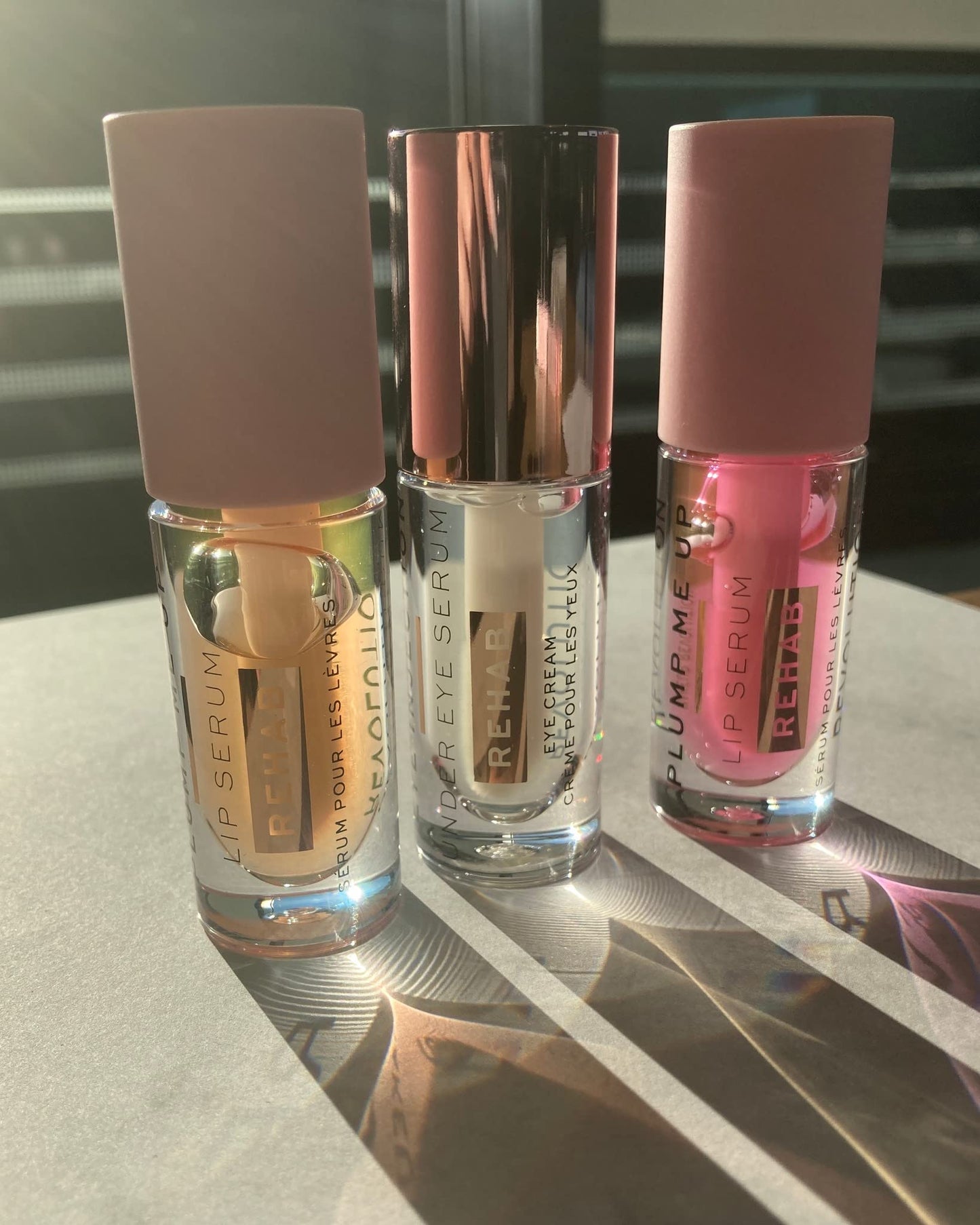 Makeup Revolution Rehab Plump Me Up Lip Serum for Dry and Chapped Lips, Nourish & Hydrate, Coconut Oil, Paraben & Cruelty-Free, Lip Oil Gloss - 4.6 Ml