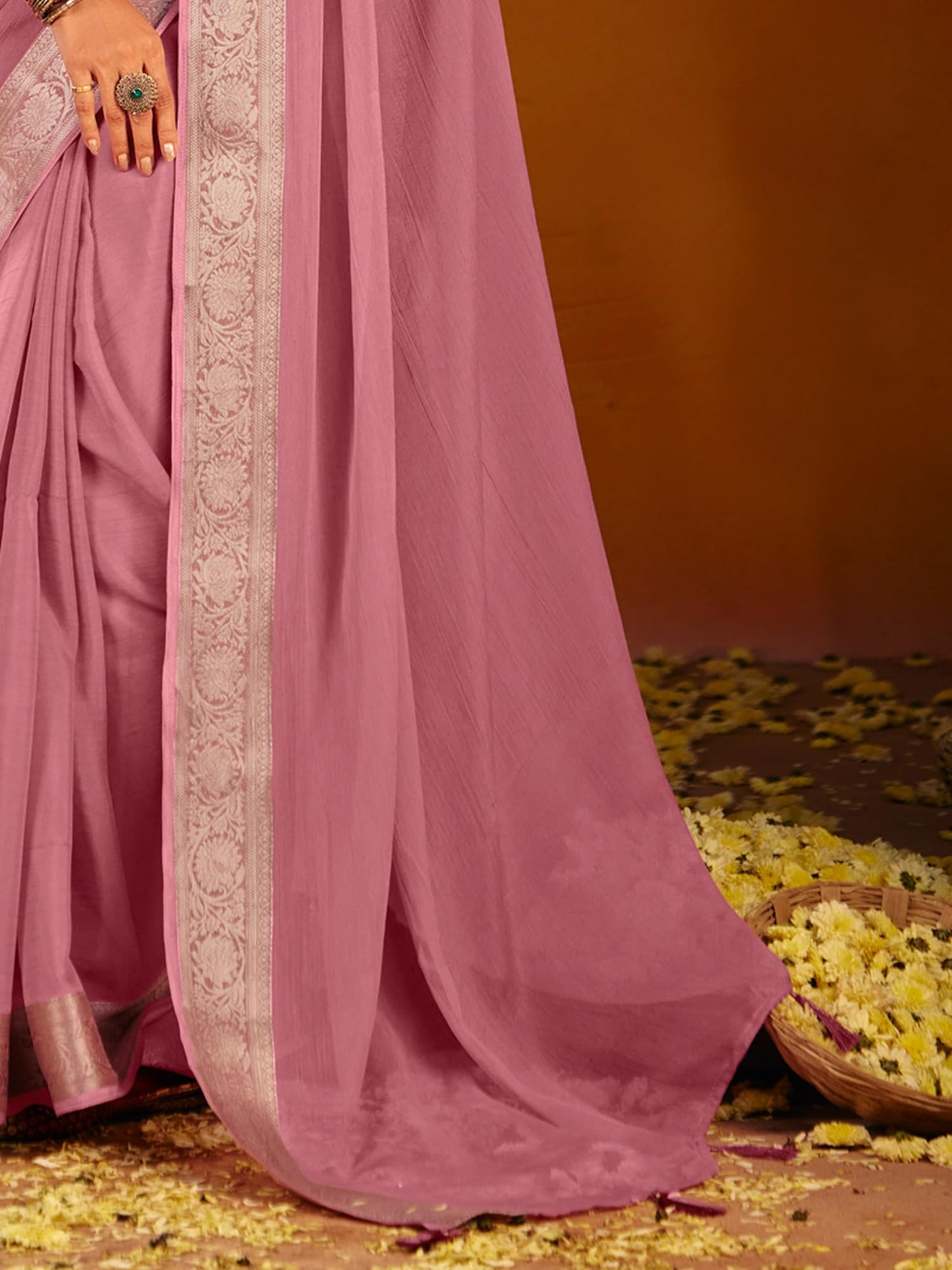 AKHILAM Women's Pink Chiffon Solid Saree With Unstitched Blouse Piece | saree for woman | Designer Saree for Women | Soft and Skin Friendly (PARVTHI1008_SR)