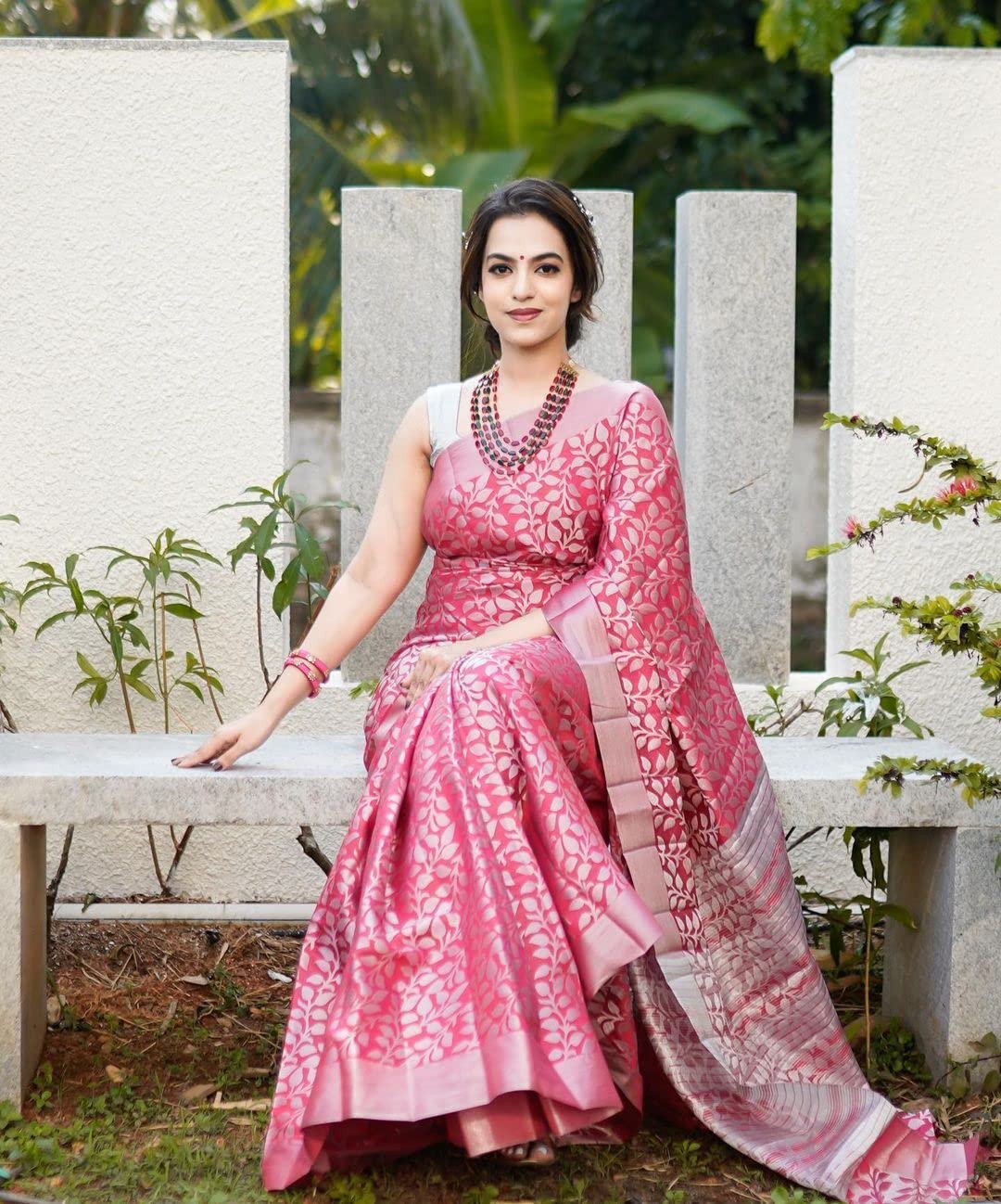 SGF11- Women's Kanjivaram Soft Silk Saree With Blouse Piece (Light Pink SGF-15)