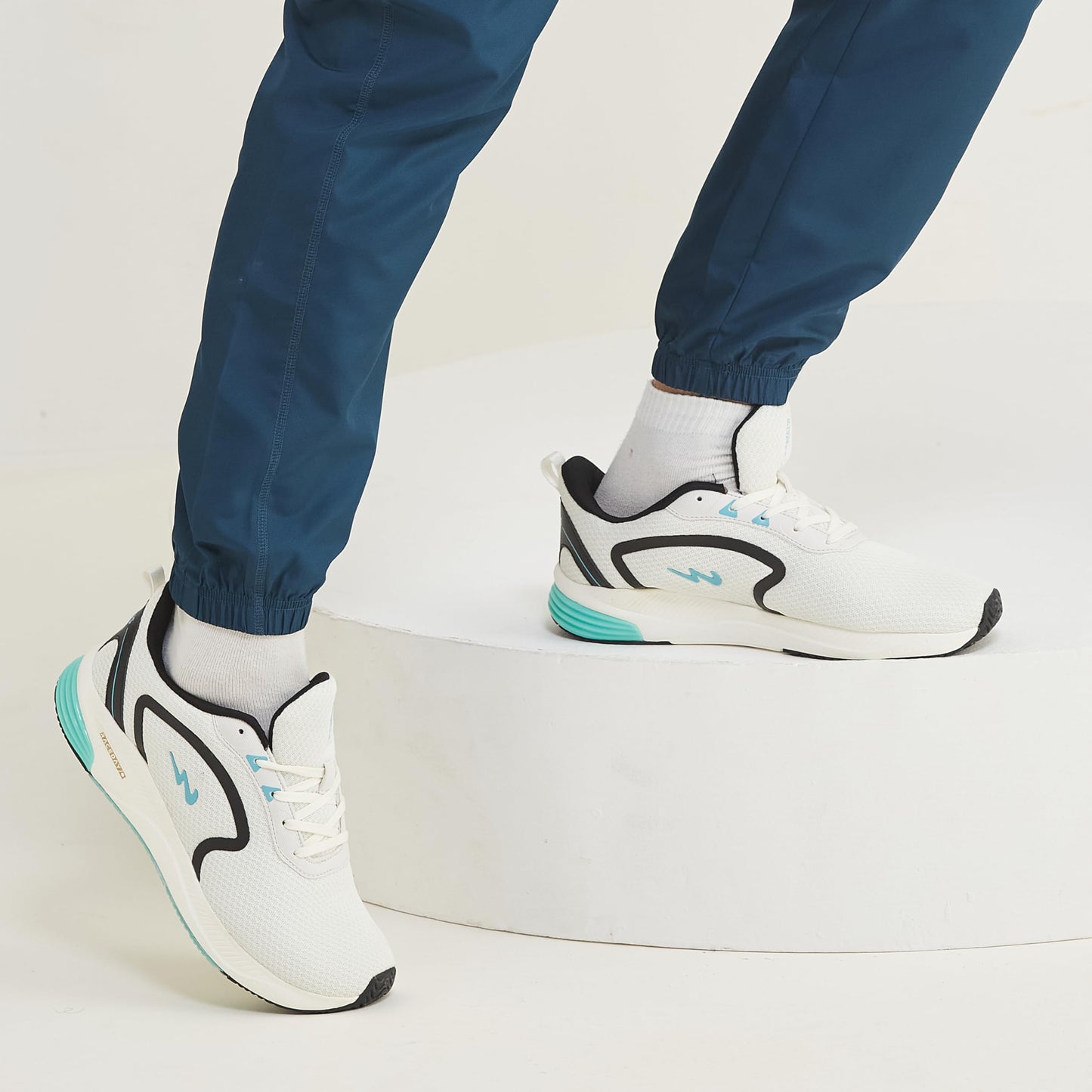 Campus Men's Camp Karl Running Shoes WHT/S.GRN - 8UK/India