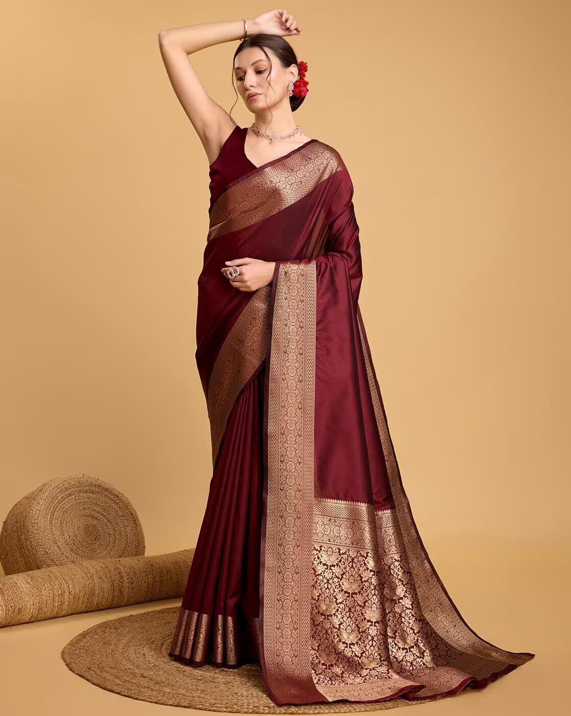 AMIRAT Women's Banarasi silk plain saree With Golden Zari Woven Border With Blouse Piece (maroon)