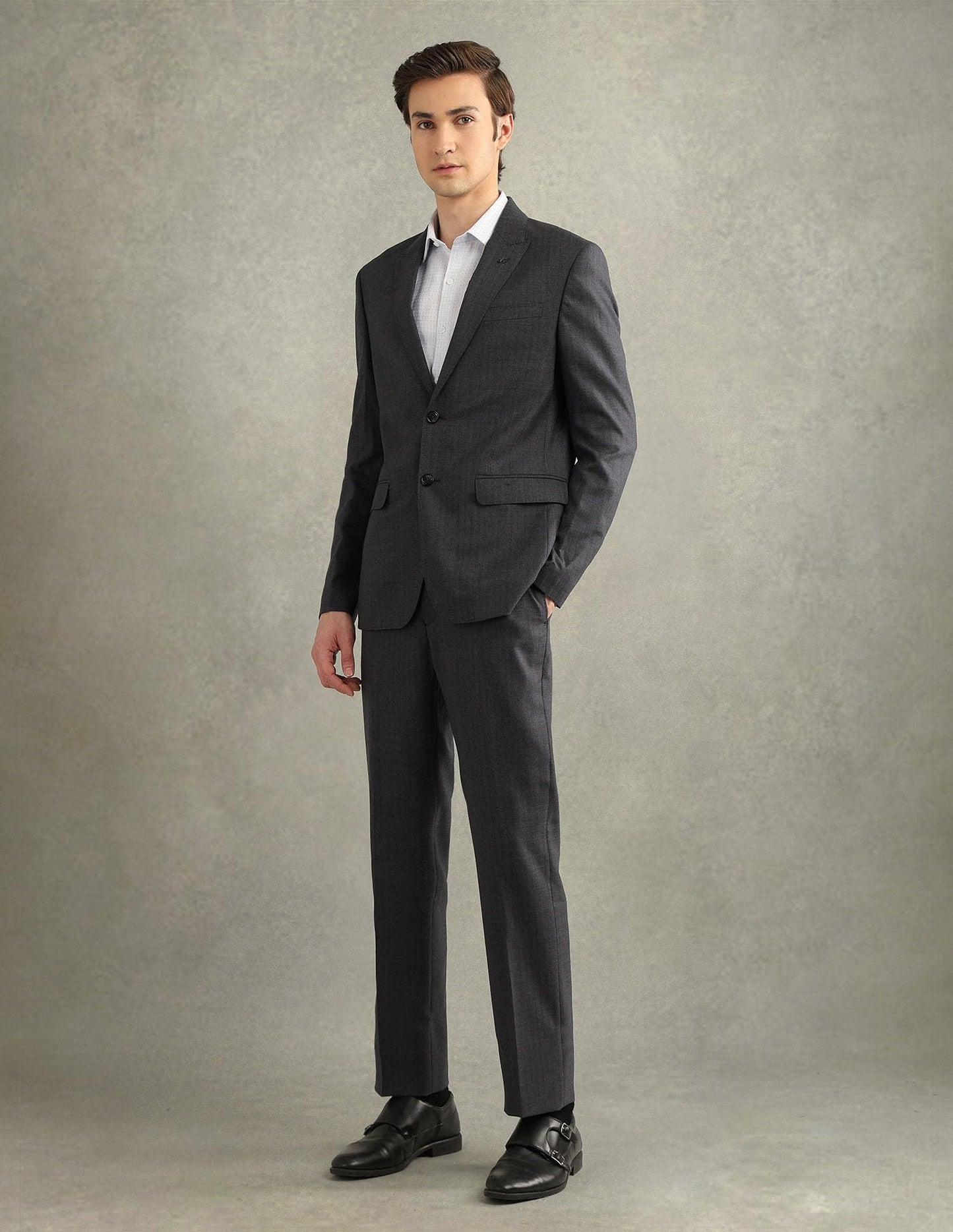 Arrow Men's Vertical Striped Tailored Fit Suit Dark Grey