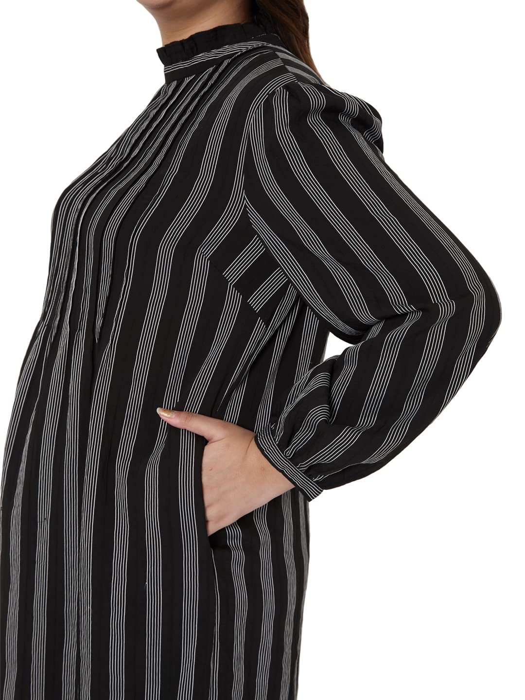 VERO MODA Women's Rayon Shift Knee-Length Dress (179078701- Black_M)