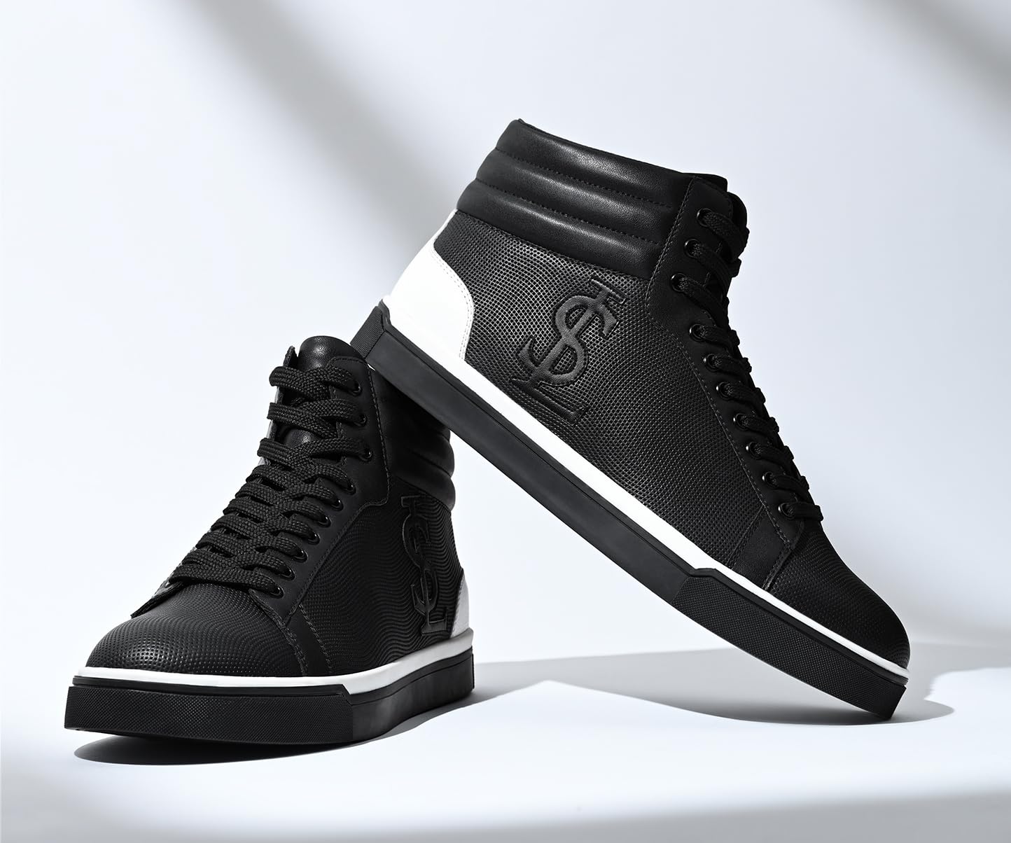 LOUIS STITCH Black Sneaker for Men | Comfortable Sneaker | LSP-SNK-AVI014 | UK-7