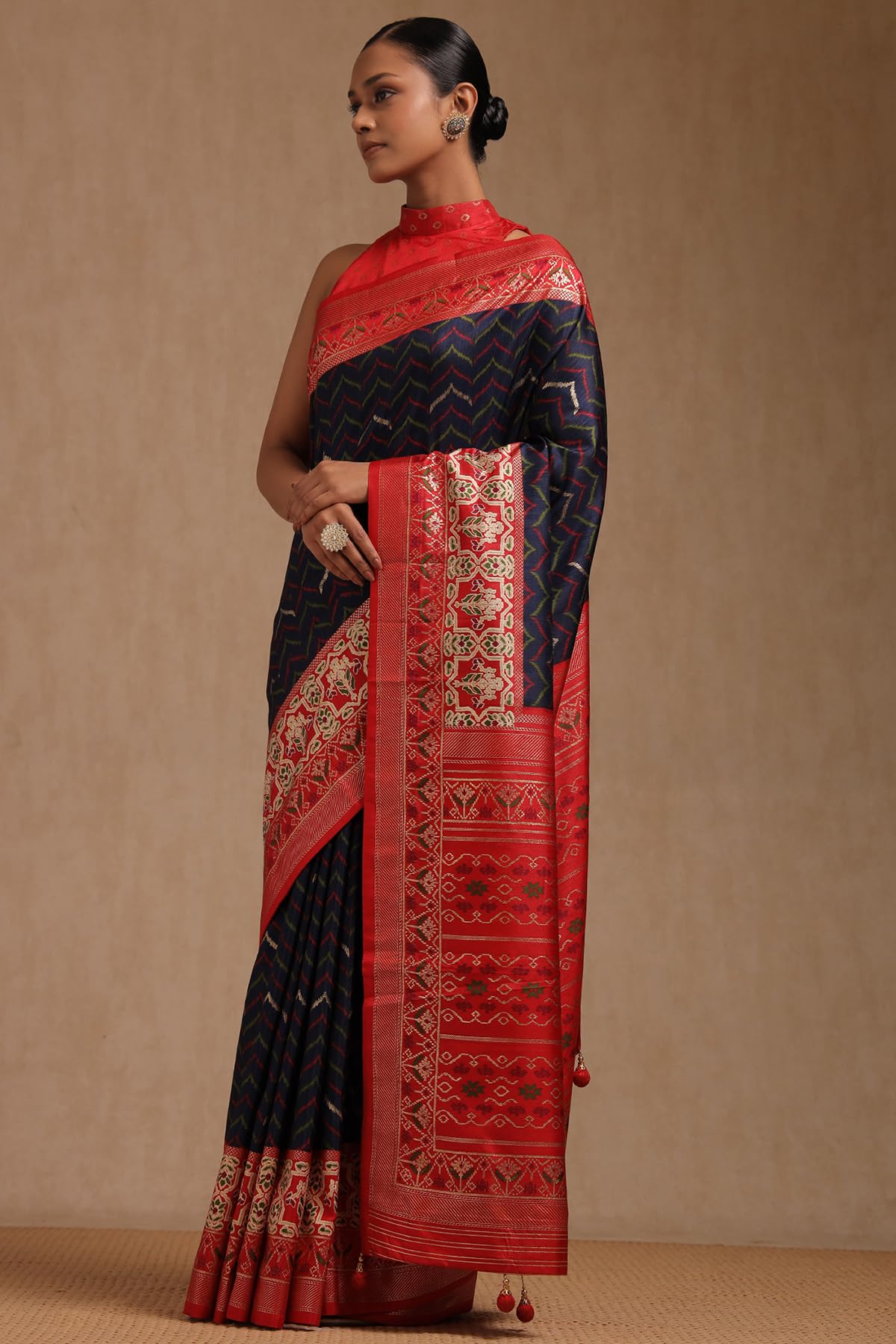 Soch Womens Navy Blue Dola Silk Chevron Saree