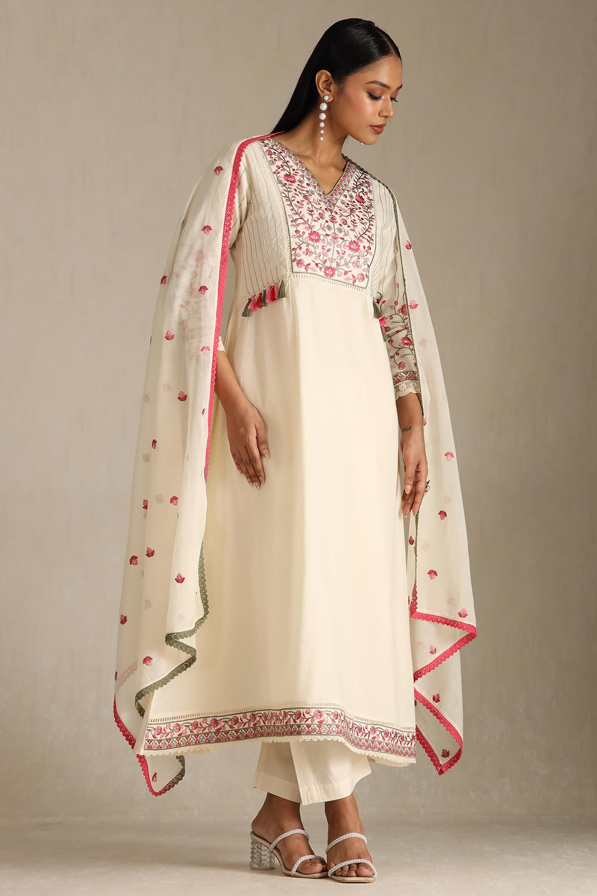 Soch Womens Off White Cotton Floral Print Suit Set With Thread Work