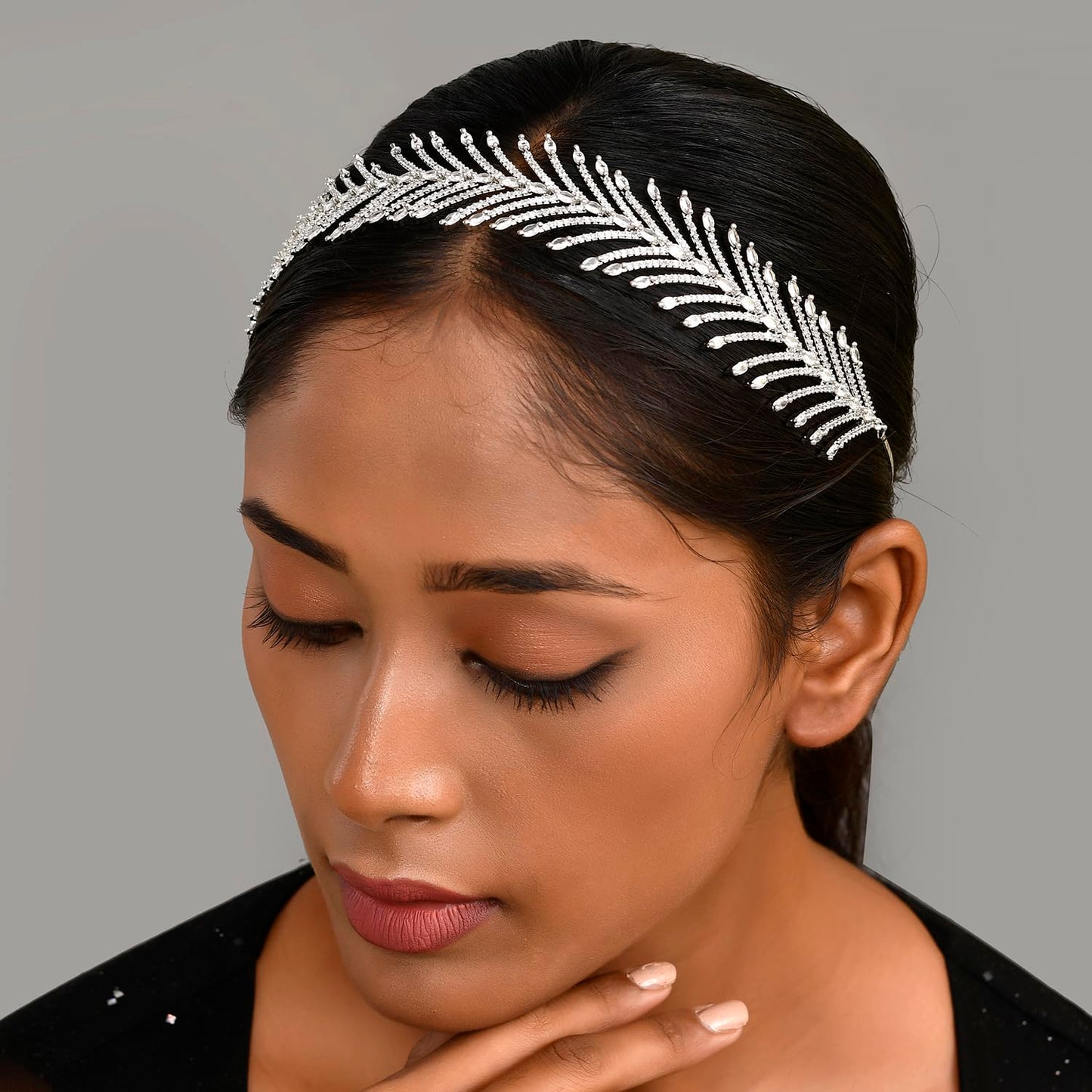 VOYLLA Luxurious Crystal American Diamond Necklace Set|Necklace Set For Women|Women Necklace Set |Gold Necklace Set For Women|American Diamond|Festival|Diwali|Party|Wedding|Gift For Women|