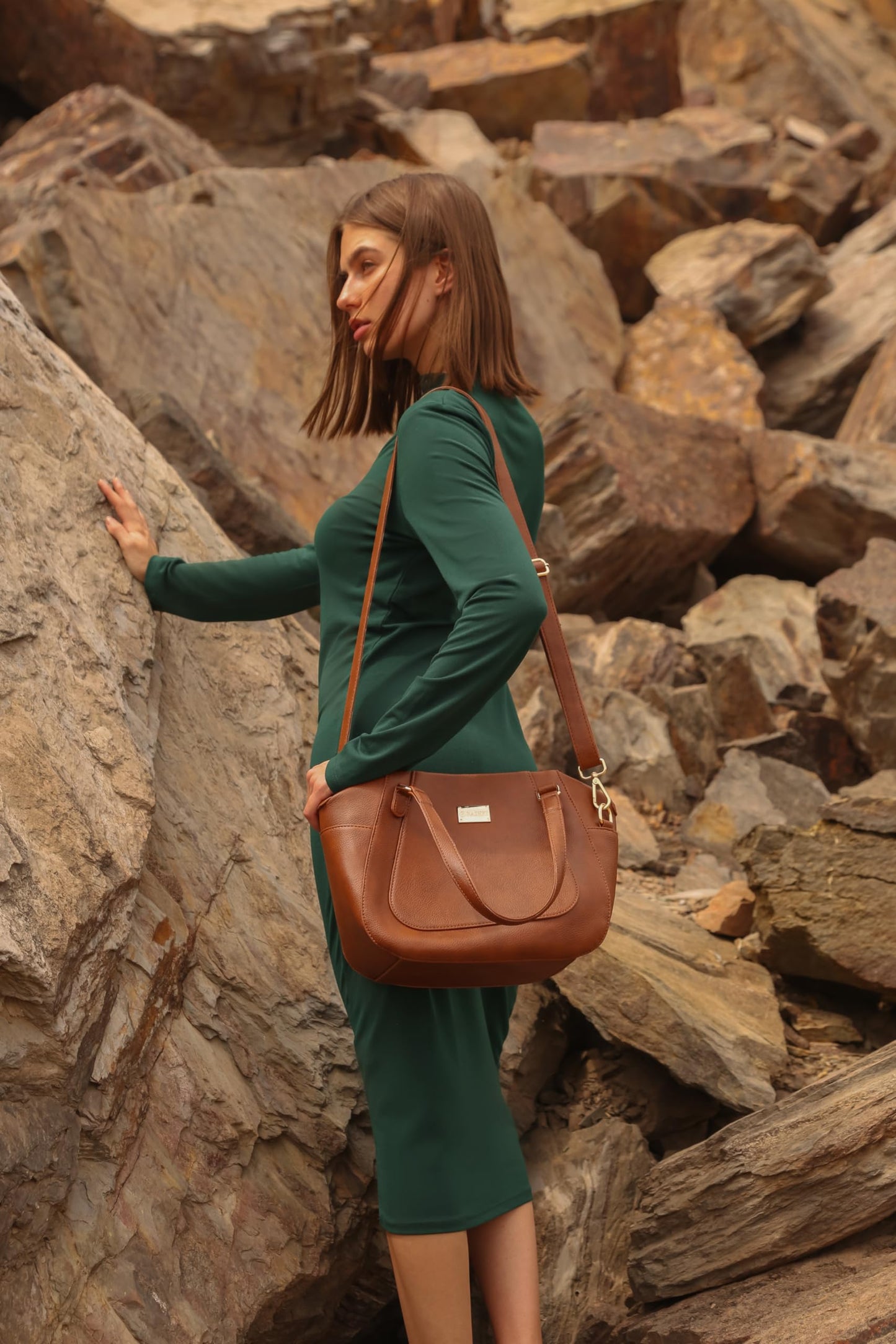 RASHKI FAYE- Womens Handbag | Spacious | Detachable and adjustable Shoulder Strap | Zipper closure and magnetic button (TAN) (TAN)