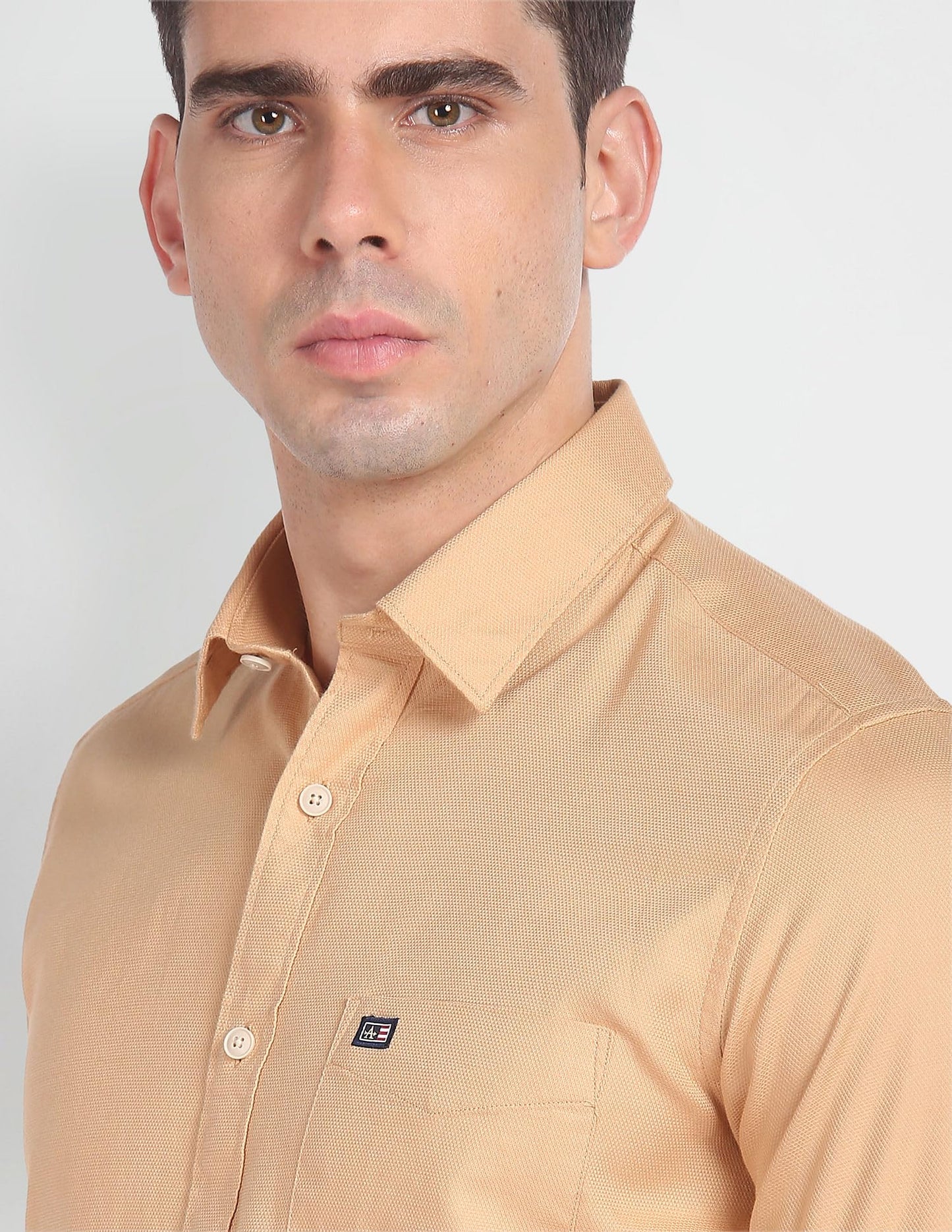 Arrow Men's Structured Full Sleeve Slim Fit Cutaway Collar Cotton Casual Shirt