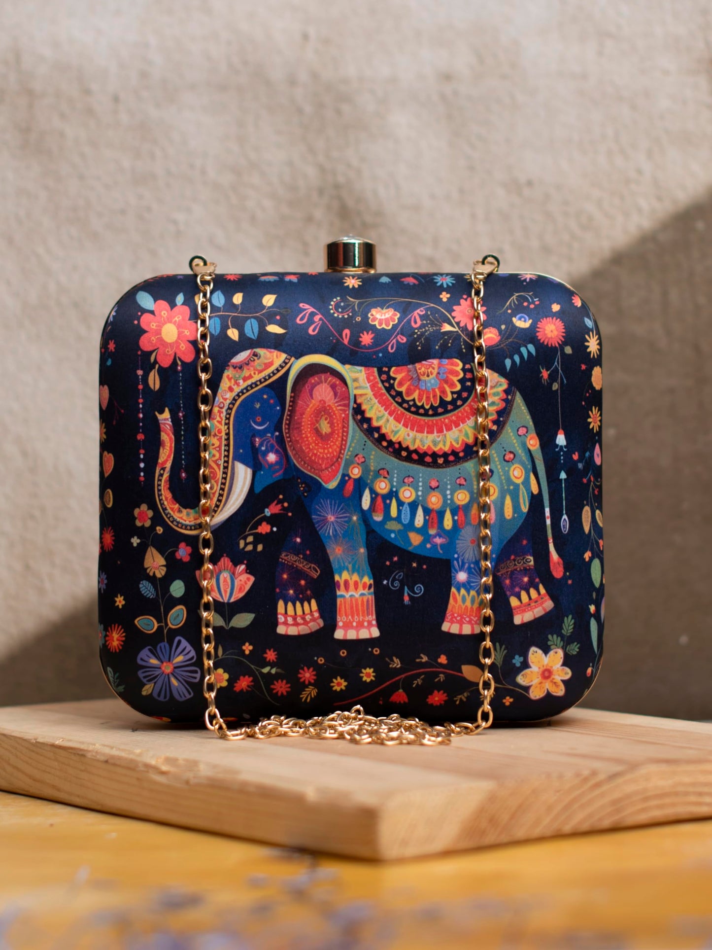 Artklim Women’s Elephant Printed Clutch Bag | Ladies Evening Clutch Purse for Casual Outings, Party Bridal and Wedding Use | Stylish Ethnic Handbag with Detachable Chain Strap (Multicolor)