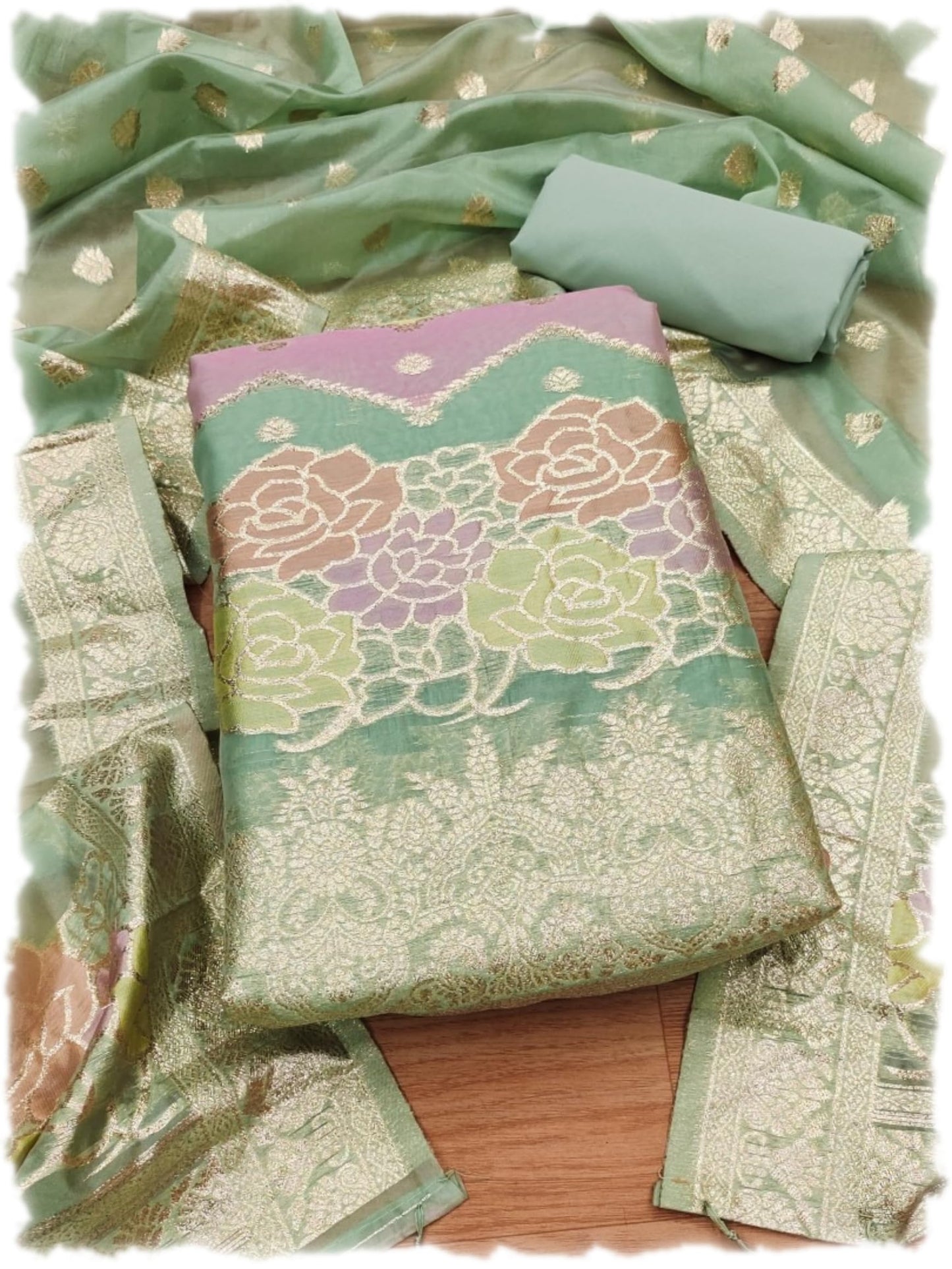 SHANTVAN GALLERY Banarasi Organza Cut Paste Suit Set with Silk Jacquard Dupatta, Heavy American Crape Bottom, 2.5 Meter, (Green)