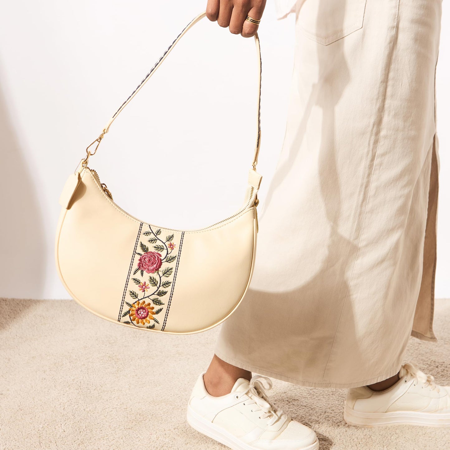 Chumbak Off White Tote Bag for Women, Zipper Closure, Dual Strap, Palace Memoirs Collection, Stylish Designer Handbag Purse Wallet Sling Tote, Everyday Casual Ethnic Travel Office Use