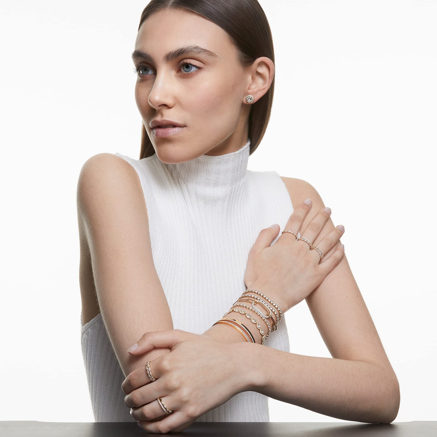 Swarovski Una Angelic bracelet, Round cut, Pavé, Medium, White, Rose gold-tone plated