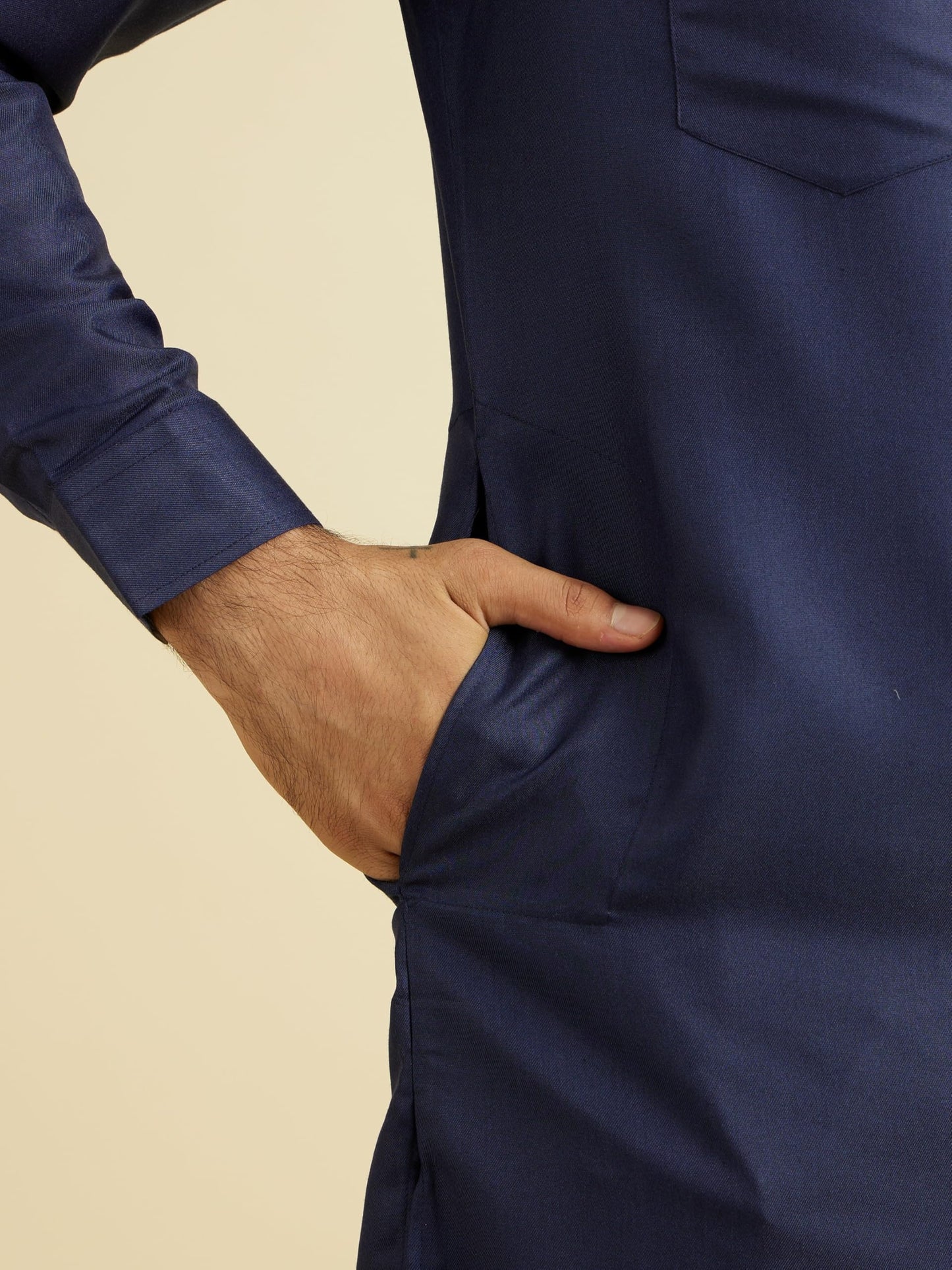 Manyavar Men's Rayon Blend Solid Pathani Kurta Churidar Set (Dark Blue,L)