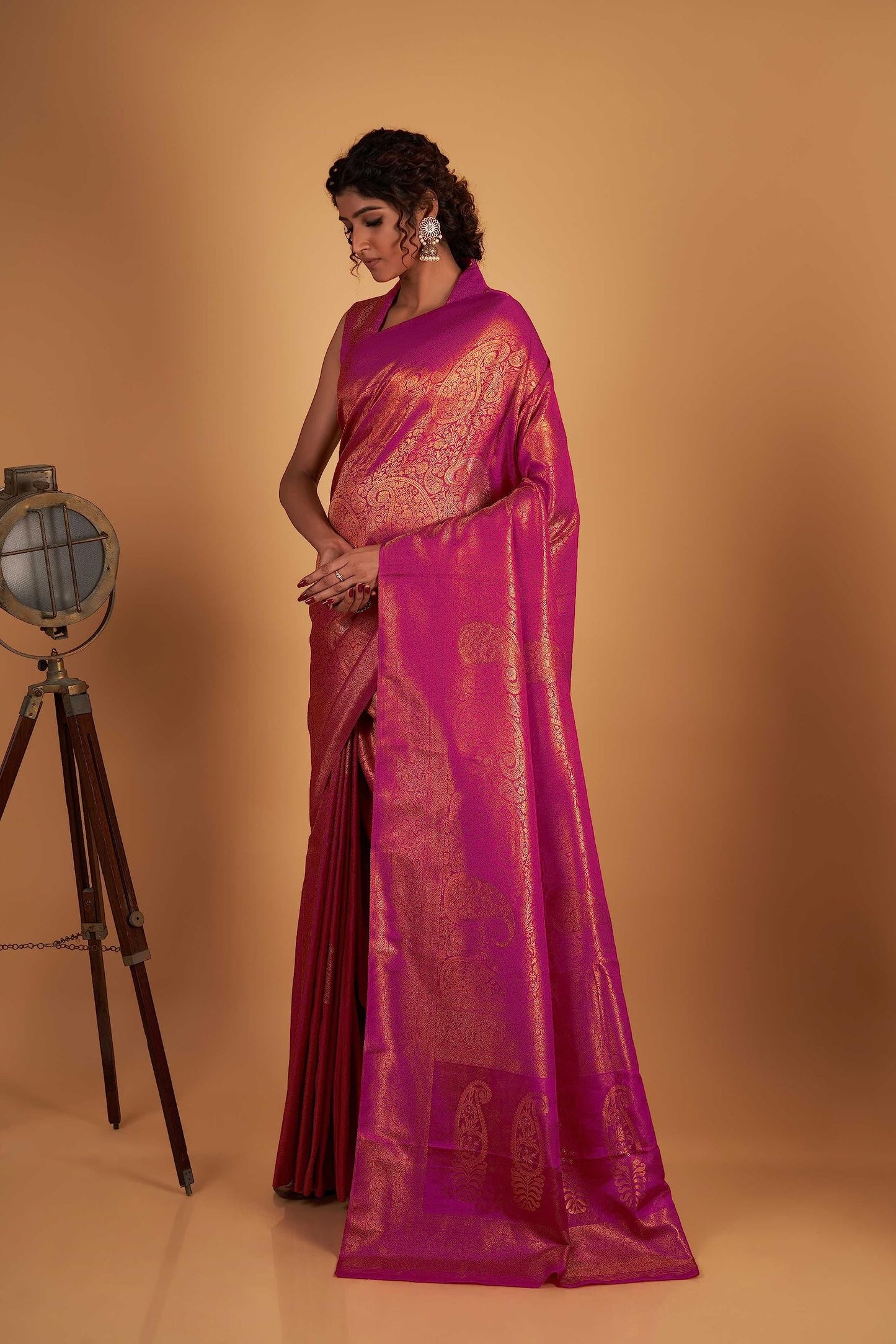 Vardha Women's Kanchipuram Art Silk Saree with Unstitched Blouse Piece - Gold Copper Silver Zari Woven Work Sarees for Wedding (Aarna Silk_604)