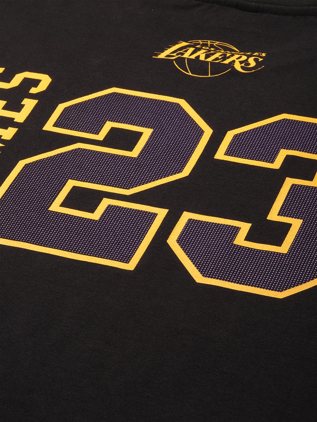 Shop The Arena: NBA: Lebron James Classic T-Shirt (BlackL)