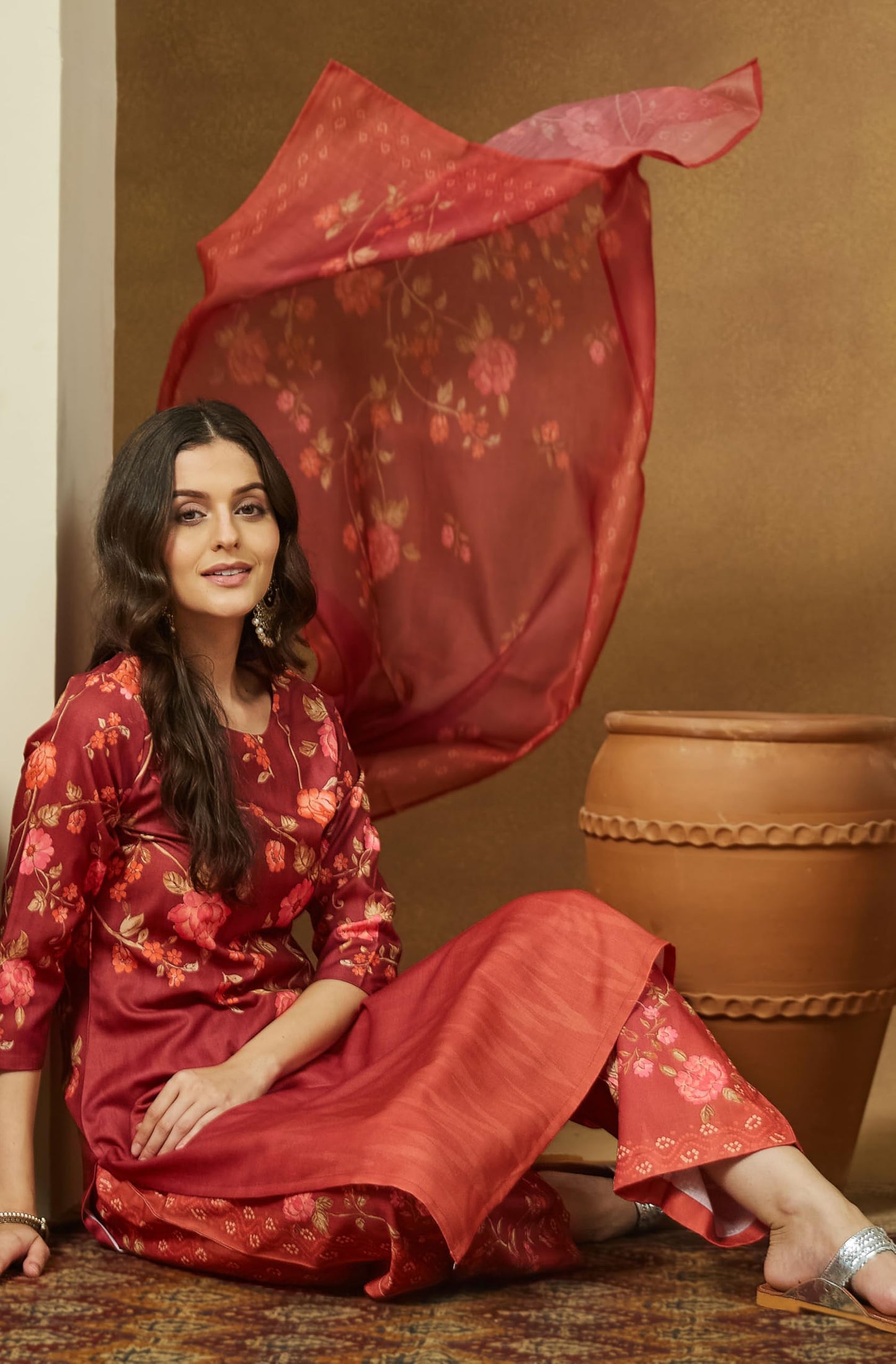 Janasya Women's Rust Cotton Blend Floral Printed Straight Kurta Set (JAC25ST02950-M)