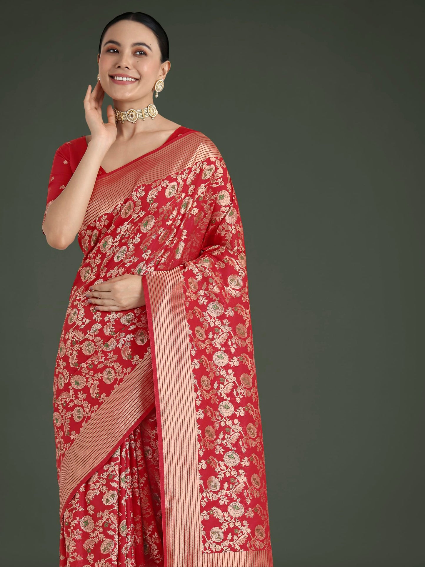 Monjolika Fashion Women's Graceful Banarasi Silk Saree In Classic Zaal Pattern & Rich Zari Woven Pallu comes with Unstitched blouse (14000_Color)