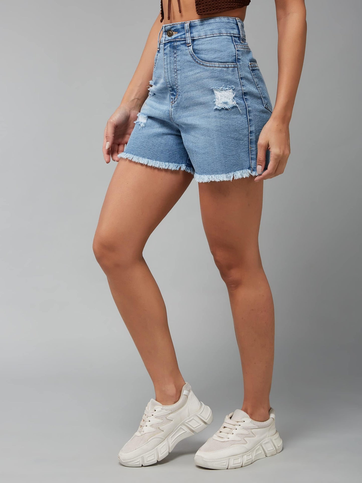Miss Chase Women's Relaxed Fit Mid Rise Regular Length Denim Shorts (MCSS23DEN79-01-203-24, Light Blue, 24)