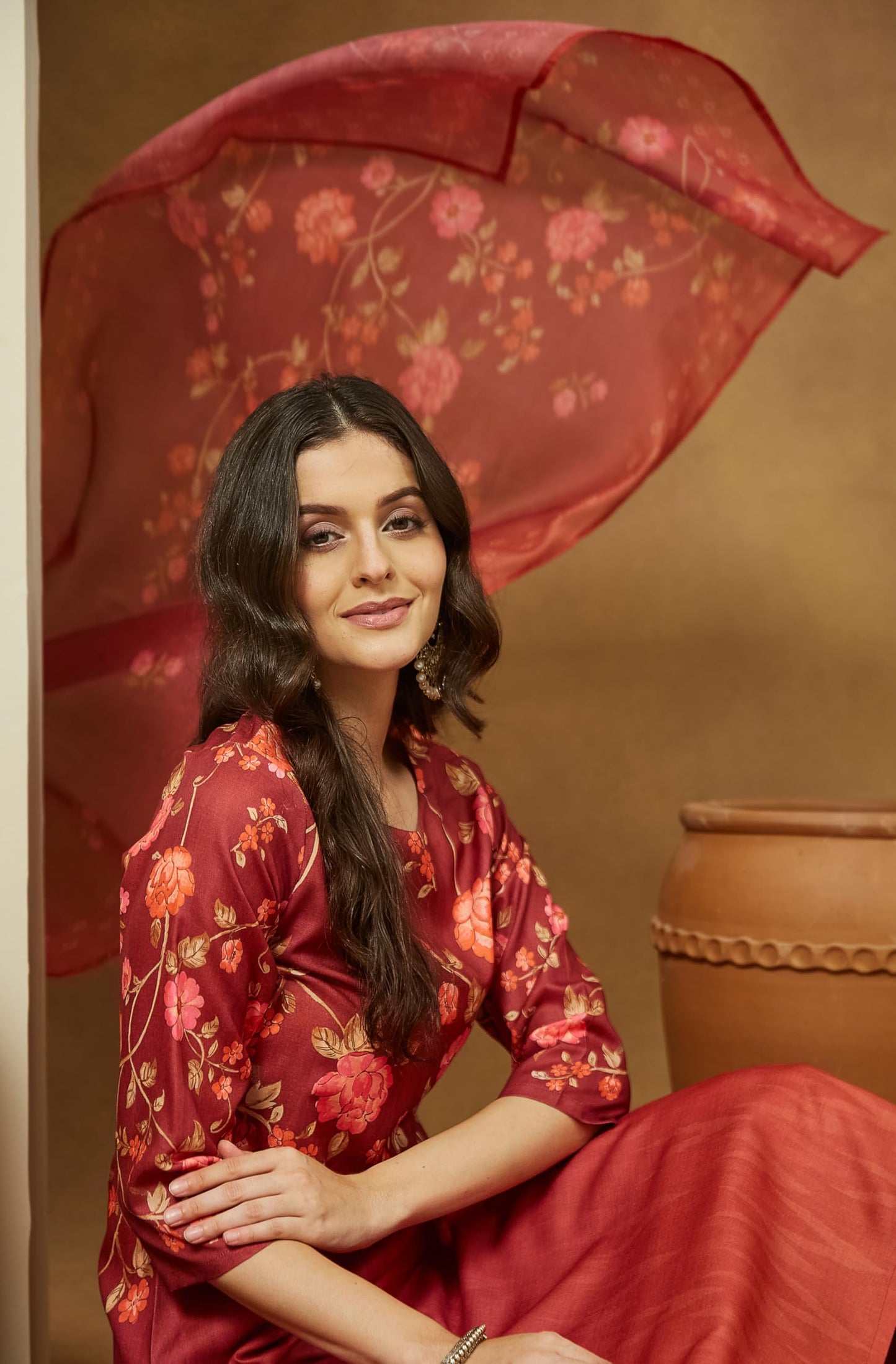 Janasya Women's Rust Cotton Blend Floral Printed Straight Kurta Set (JAC25ST02950-M)