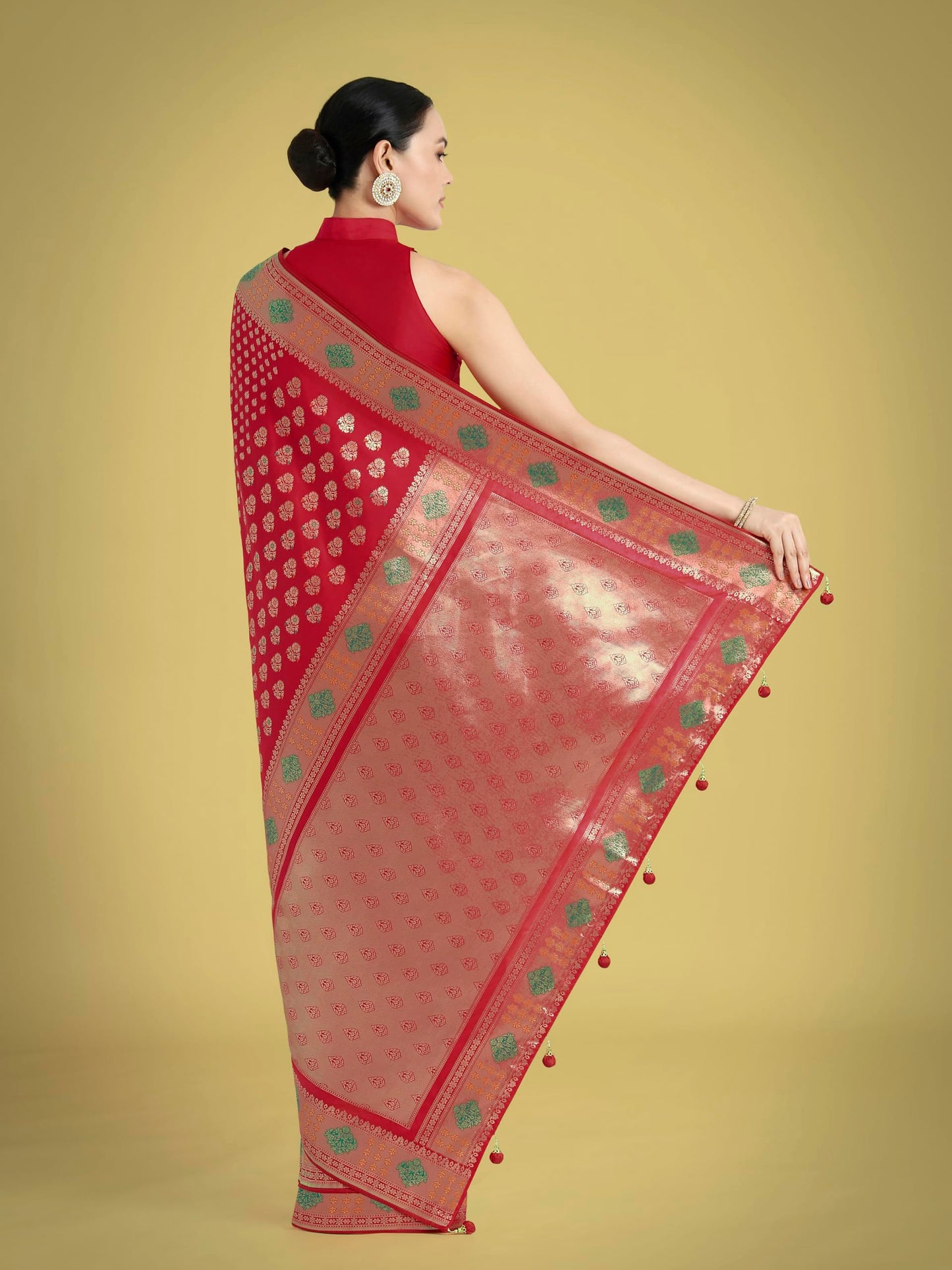 Monjolika Fashion Women's Elegant Banarasi Silk Saree With Gold Zari Weaving Work Comes with Unstitched Blouse Piece(14400_Color)