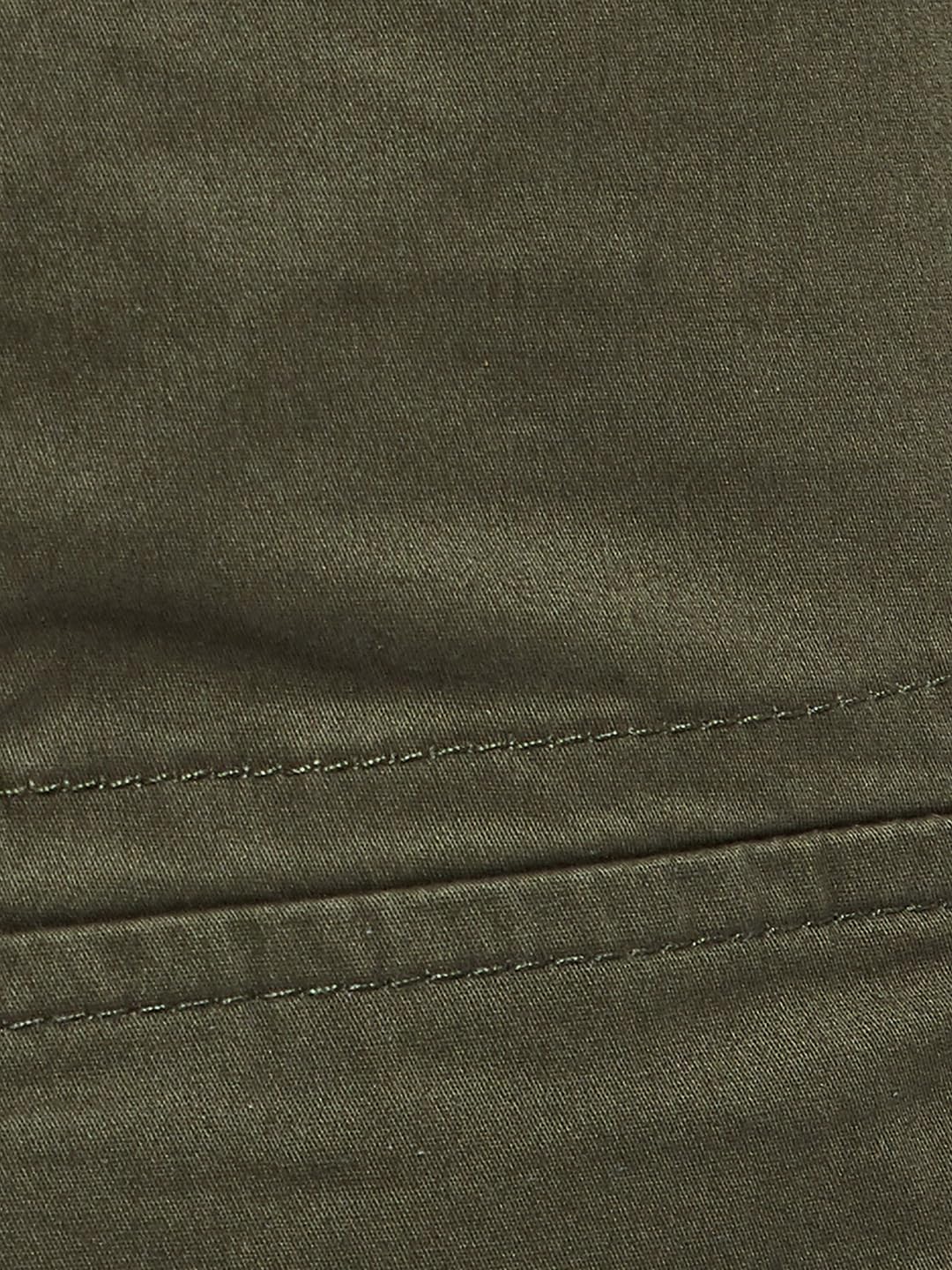 Max URB_N Men Relaxed Fit Solid Cargos (Green_34)