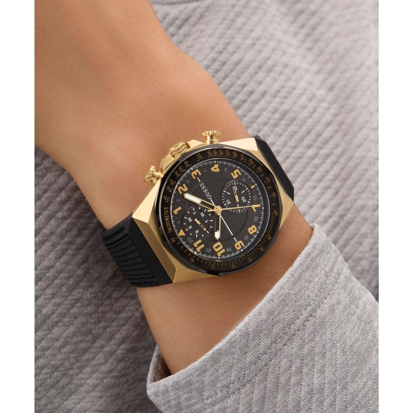 GUESS Analog Black Dial Men's Watch-GW0902G1