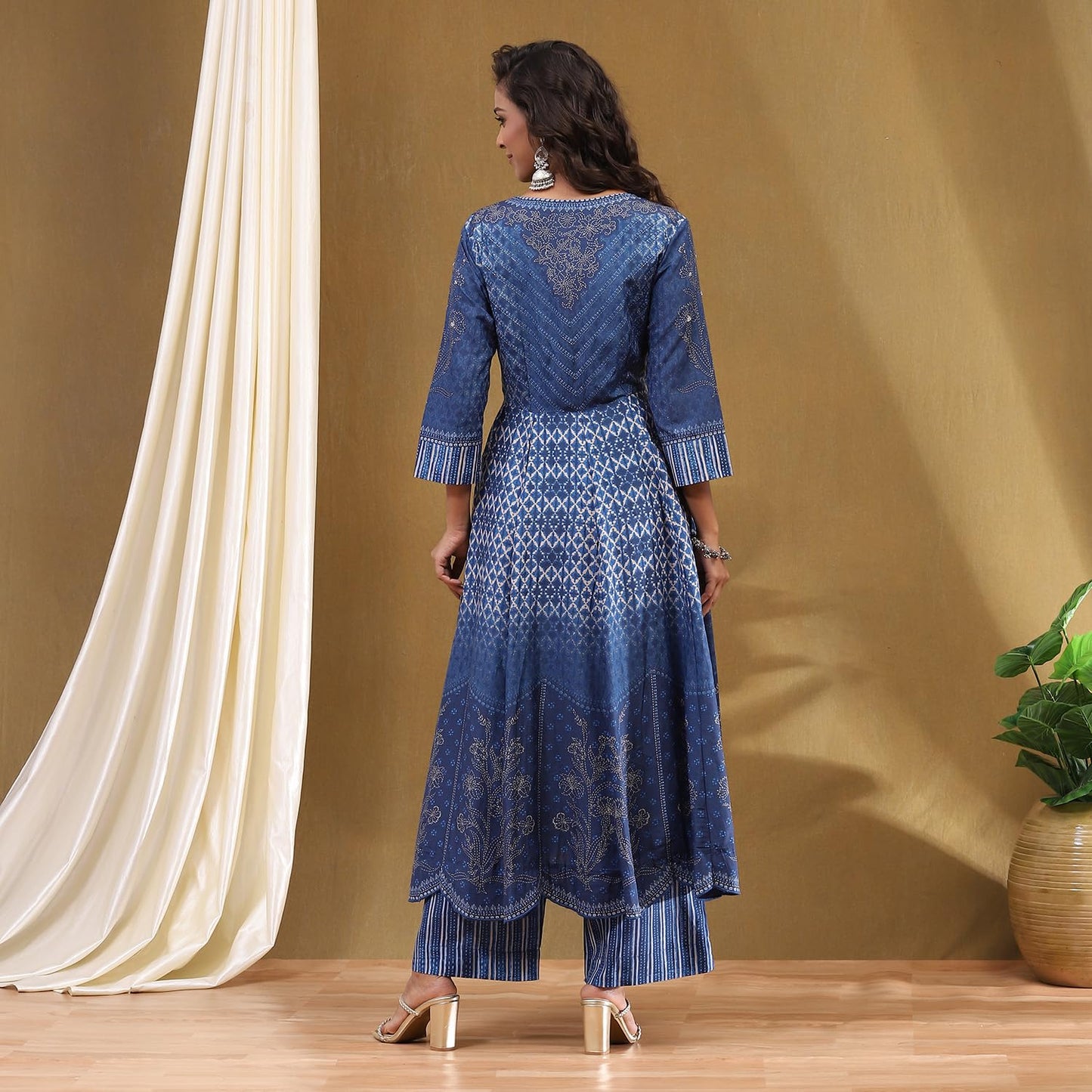 BIBA Women's Cupro Modal Printed Regular Kur,Bustr,Pla (SKDNSHIBO10030AW24IND_Indigo