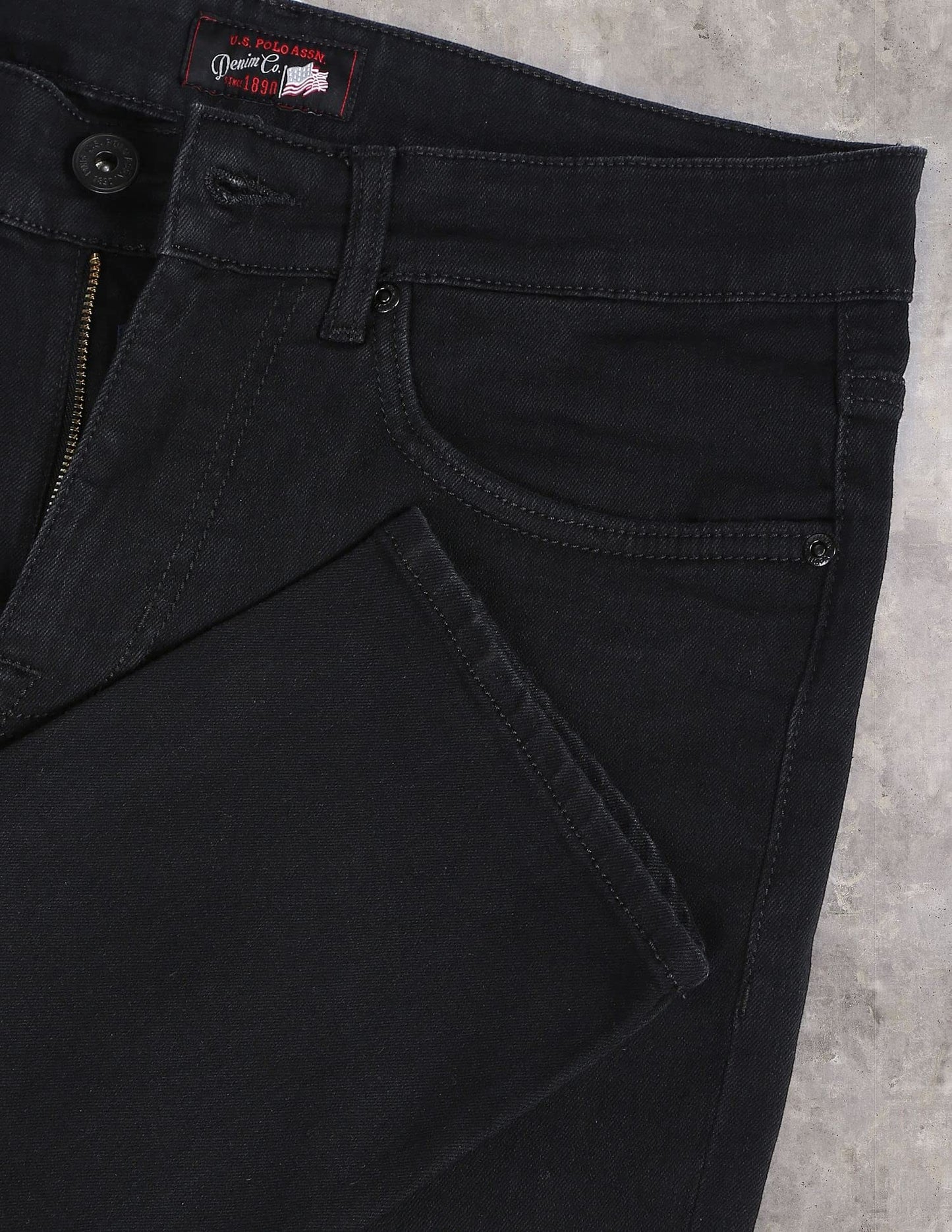 U.S. POLO ASSN. Men's Slim Jeans (UDJENO1001_Black