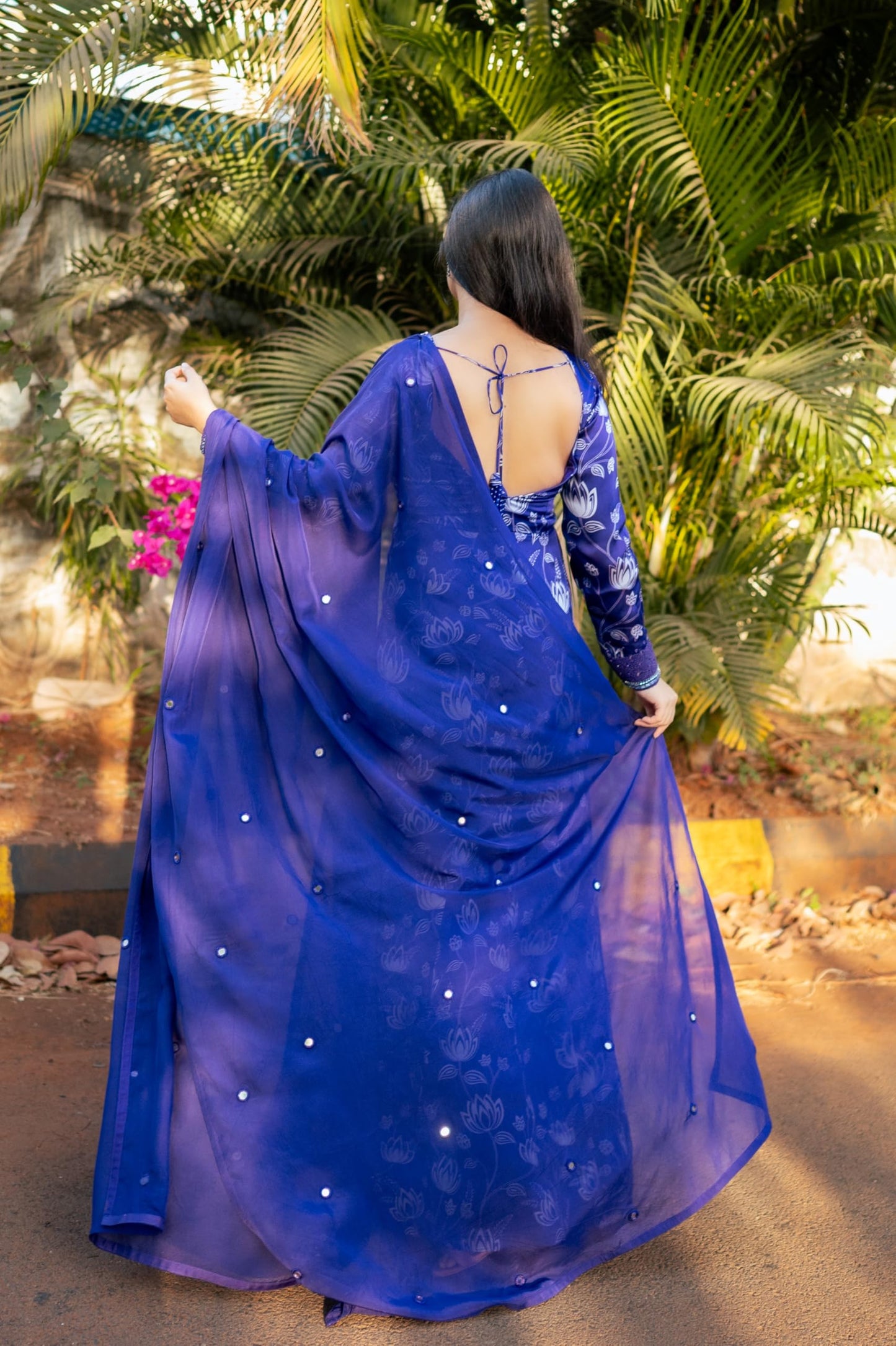 essaySumedha Agrawal Organza Satin Organza Santoon Lotus Print Anarkali for Women (Size: M, Violet)