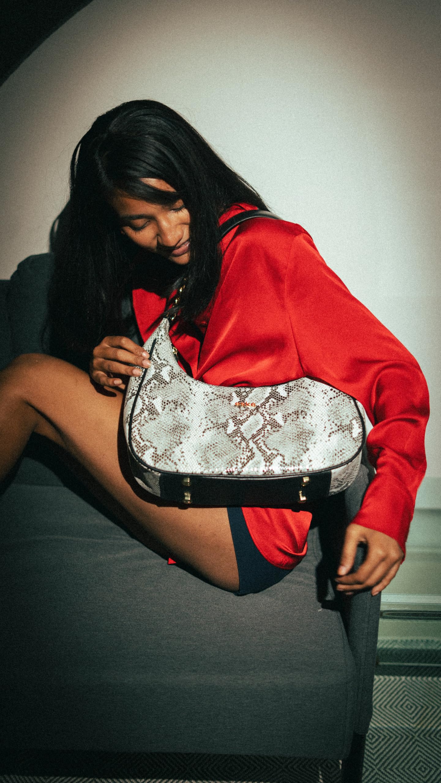 eske Ryanne, the Hobo Shoulder Bag | Python-Textured Vegan Leather | Stylish Chain Strap | Zip Closure with External Pocket | 1 Main Compartment + 3 Interior Pockets | Trendy Compact Purse