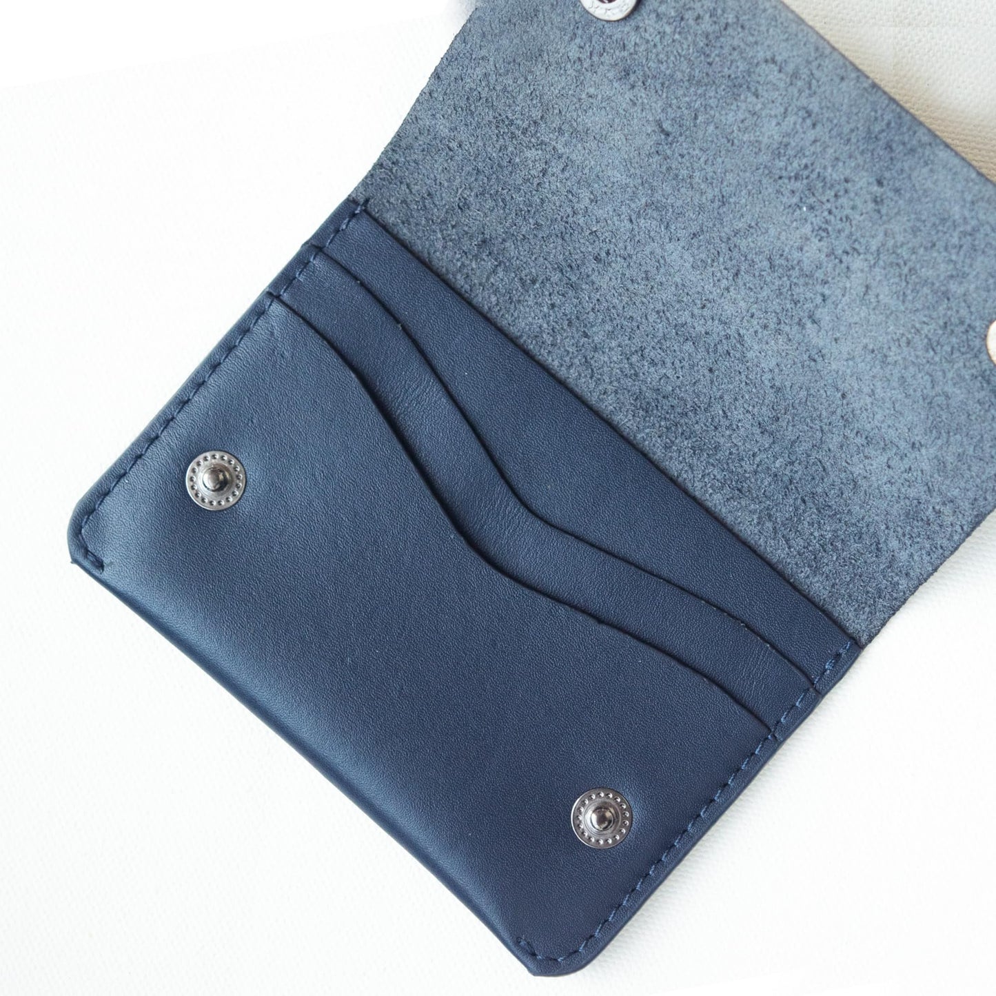 Atoll Leather Wallet for Men, Snap Button Closing, 3 Slots, Compact Credit Card Holder and Cash Compartment