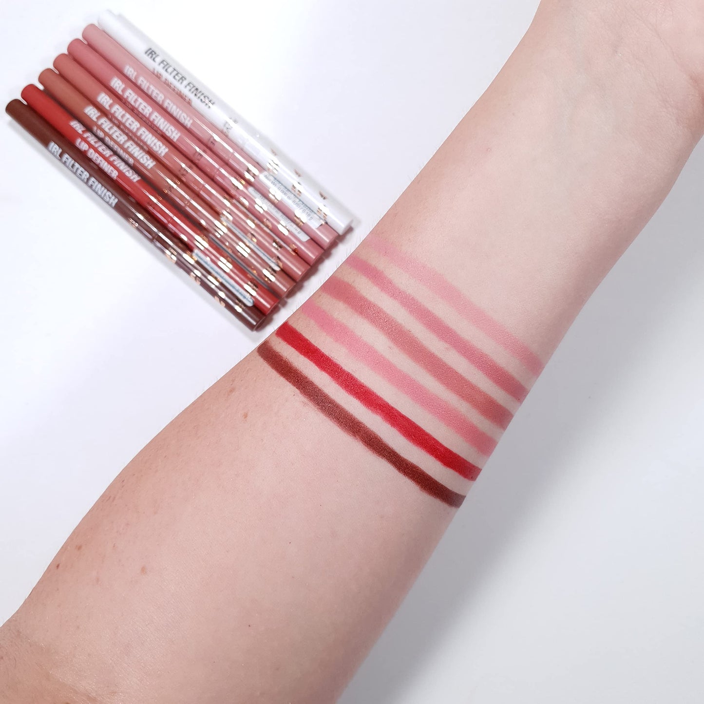 Makeup Revolution IRL Filter Finish Lip Liner Definer Frappuccino Nude (Natural)