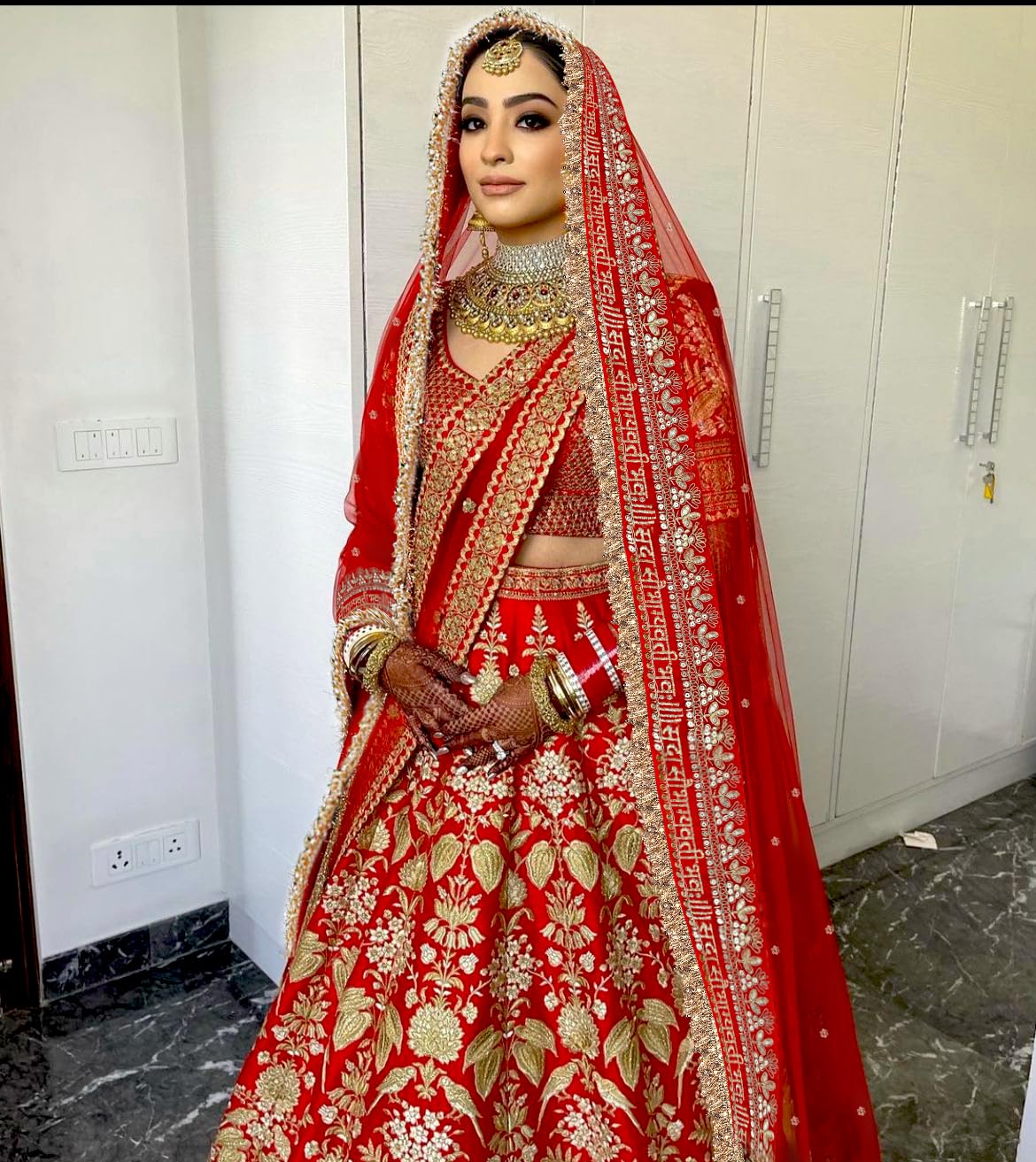 kaevion 2.5M Red Net Sada Saubhagyawati Bhav Bridal Wedding Dupatta With Sequins lace | Bridal Women's Net Dupatta | Traditional Dulhan Entry Chunni | Designer Contrast Dupatta for Lehenga Saree