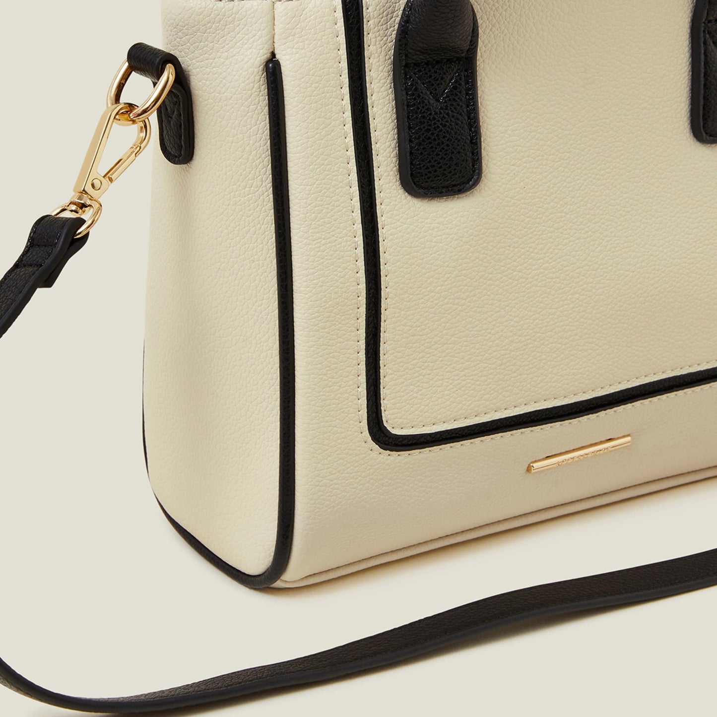 Accessorize London Women's Cream Two-Tone Faux Leather Handbag | hand bags for women stylish medium size | Ladies Purse | Shoulder bag for woman