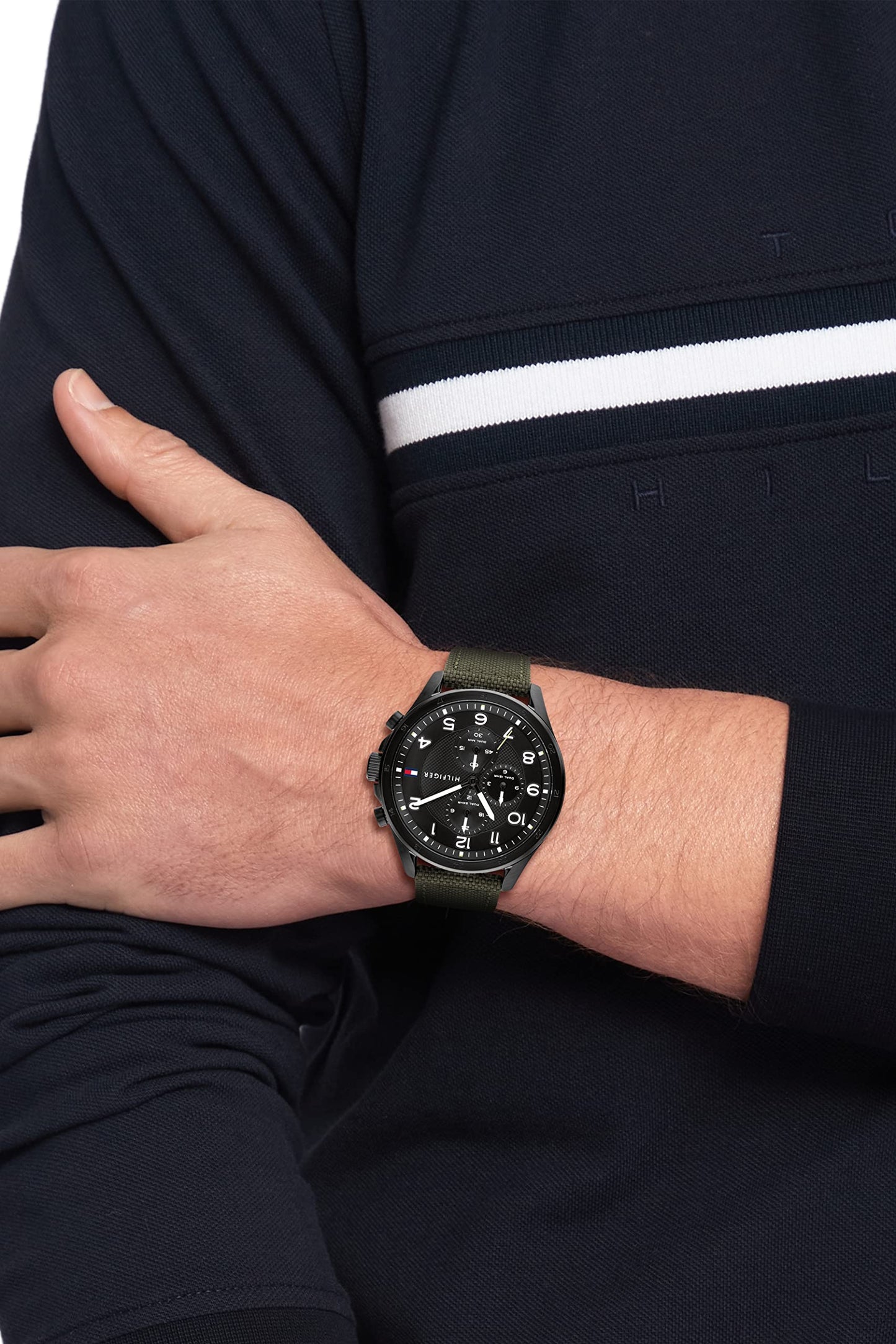 Tommy Hilfiger Black Dial Round Shaped Sport Men Watch_TH1792006W