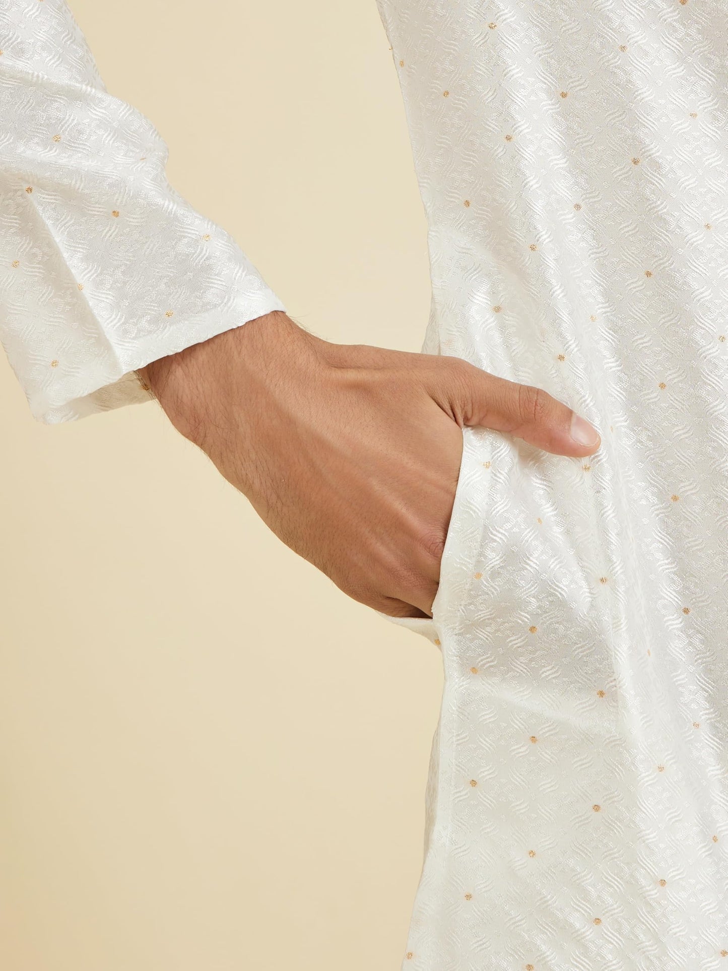 Manyavar Men's Art Silk Self-Textured Kurta Pyjama Set (2pcs)