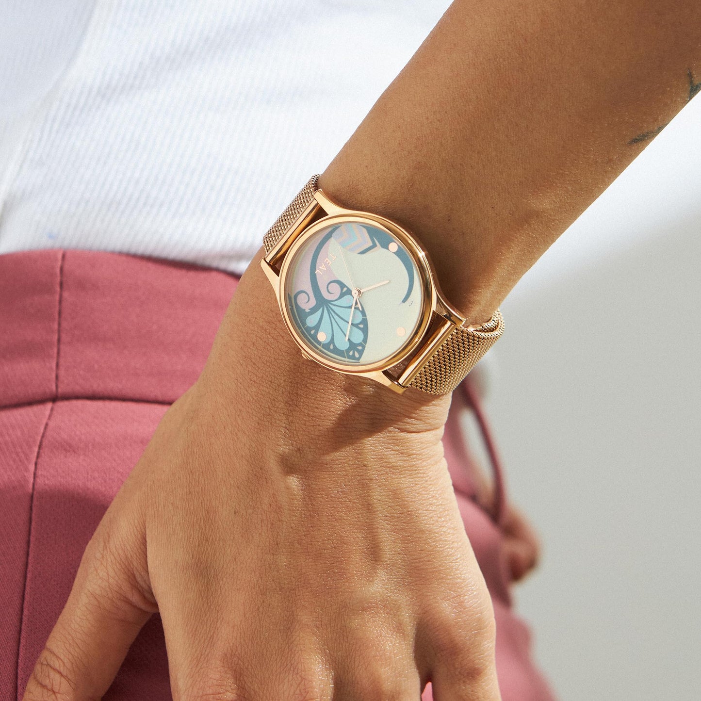 TEAL BY CHUMBAK Round Dial Analog Hand Watch for Women, Gifts for Women/Girls/Ladies, Stylish Fashion Watch for Casual/Work