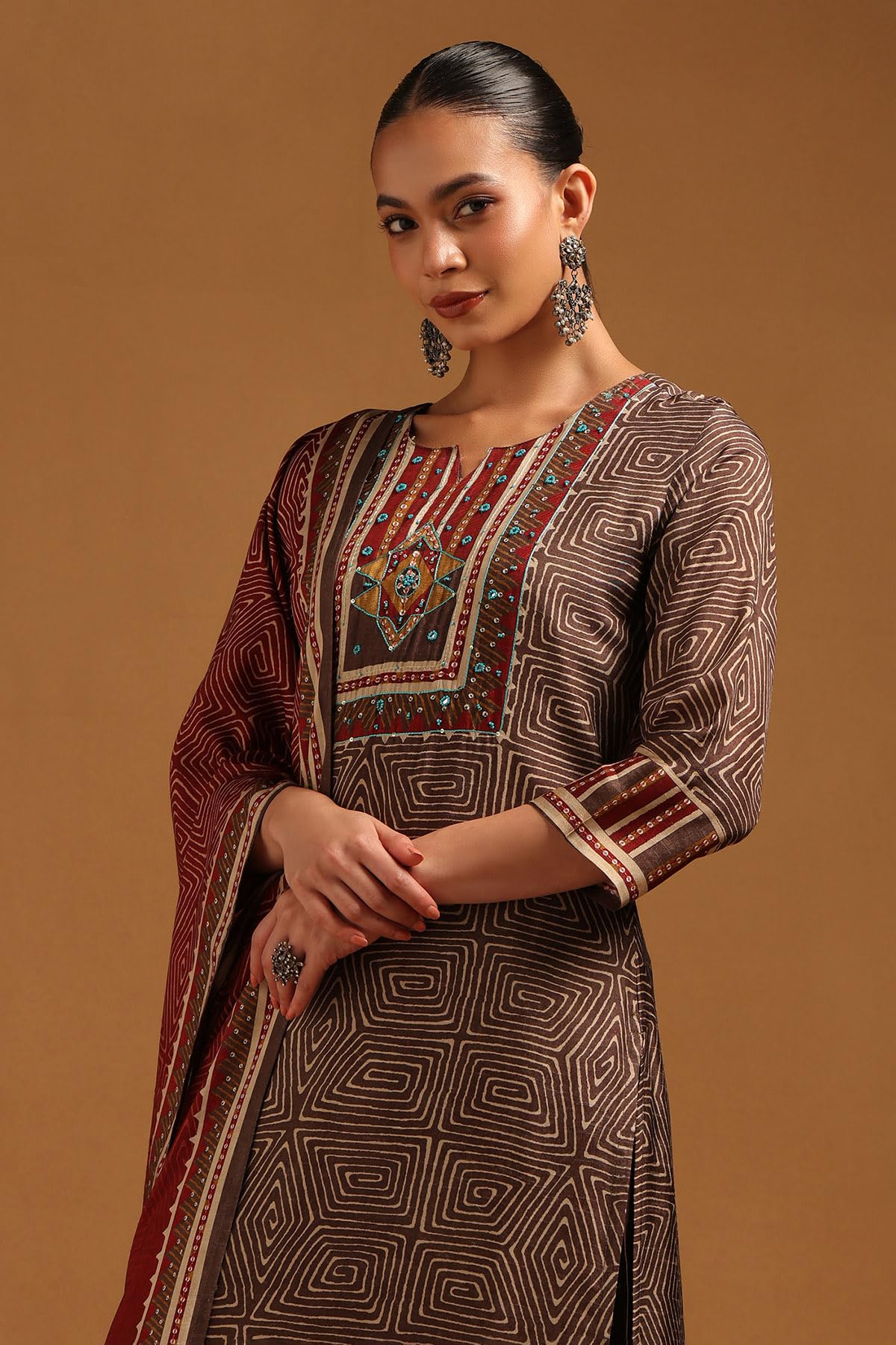 Soch Womens Earth Dola Silk Geometric Suit Set With Bead Details
