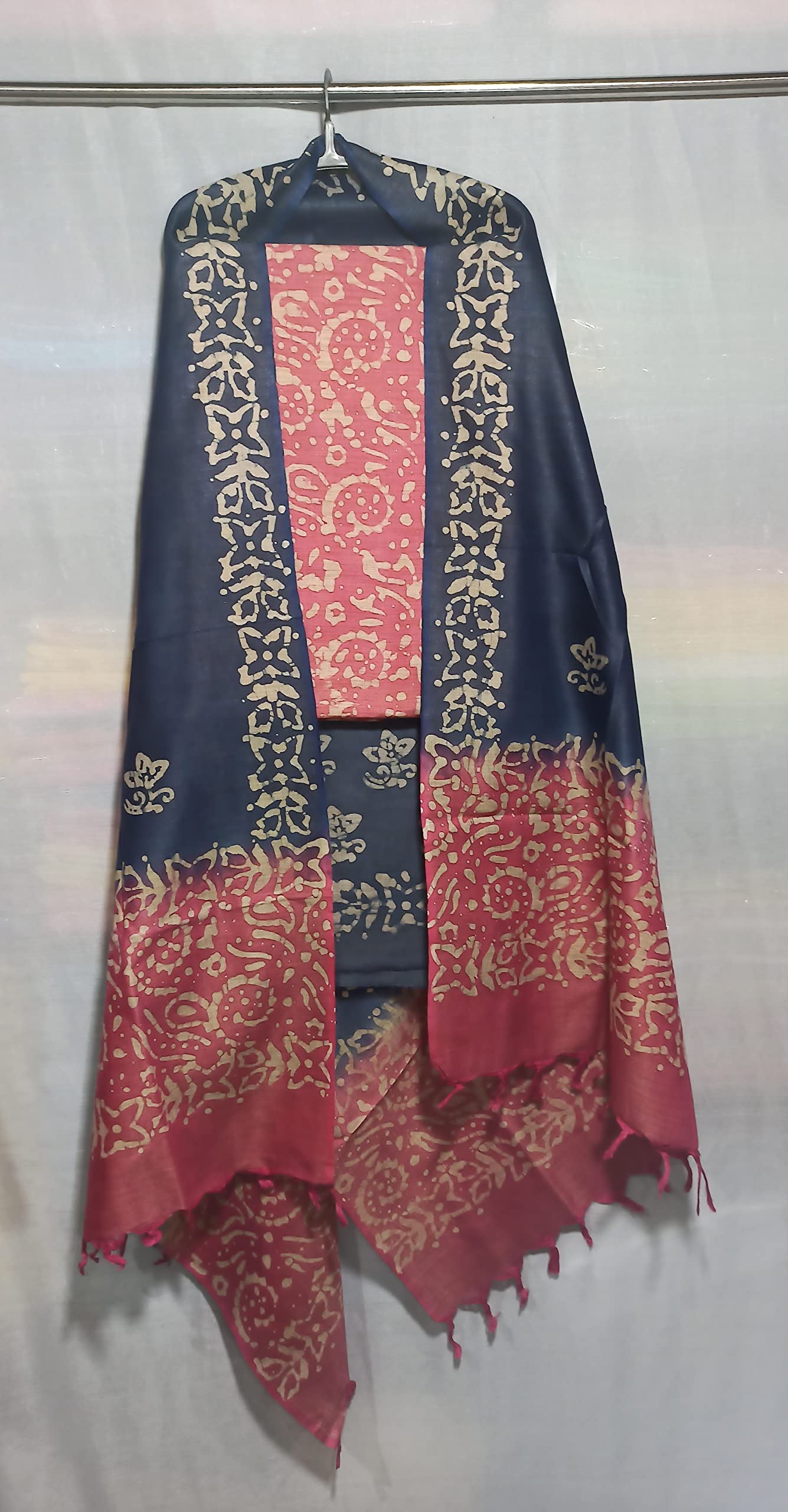 ZERATEX Women's Cotton Silk Handcrafted Batik Print Unstitched Salwar Suit Dress Material With Duputta (Pink)