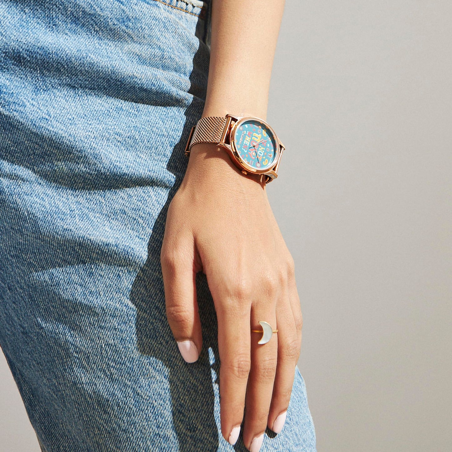 TEAL BY CHUMBAK Round Dial Analog Hand Watch for Women, Gifts for Women/Girls/Ladies, Stylish Fashion Watch for Casual/Work