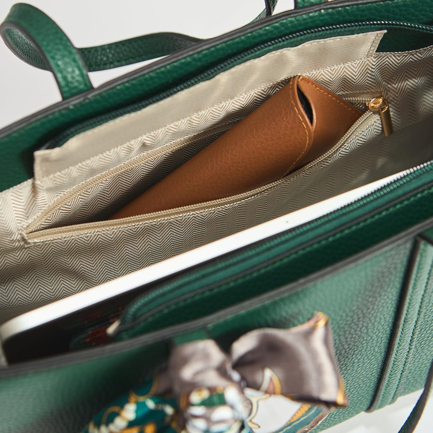 Chumbak Maldives Mini Tote with Scarf | Green | Multipurpose Hand Bag with Pouch for Shopping | Hand Held Bag for Women and Girls | Solid Colour Handbag