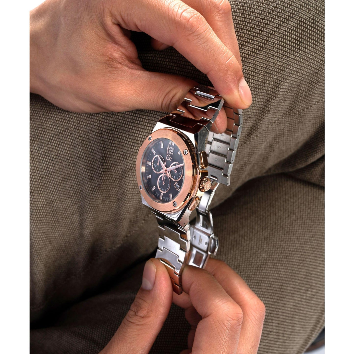 GC Analog Black Dial Men's Watch-Z33002G2MF