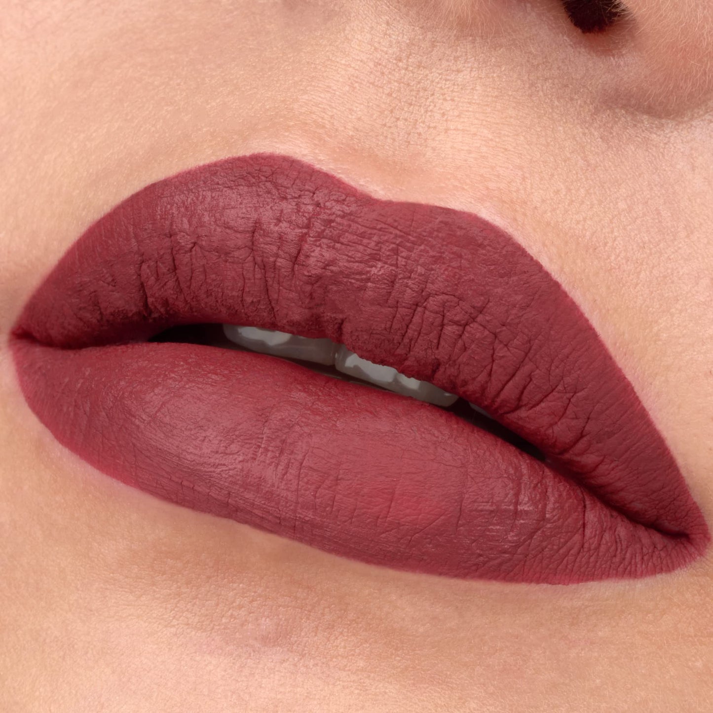 essence Matte Liquid Lipstick, #08, Red, Durable, Mattifying, Quick Dry, Mattifying, Matte, Vegan, Waterproof, Oil Free, Alcohol Free, 3 ml