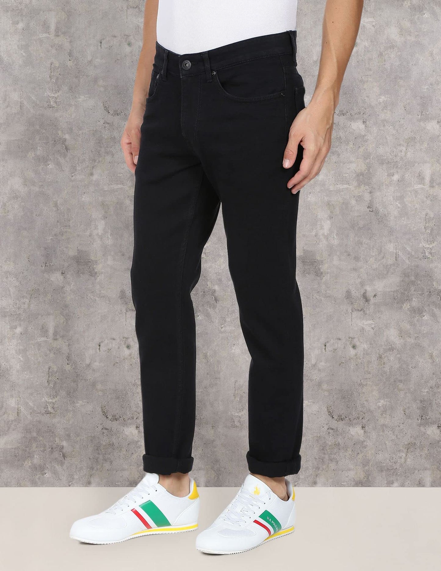 U.S. POLO ASSN. Men's Slim Jeans (UDJENO1001_Black