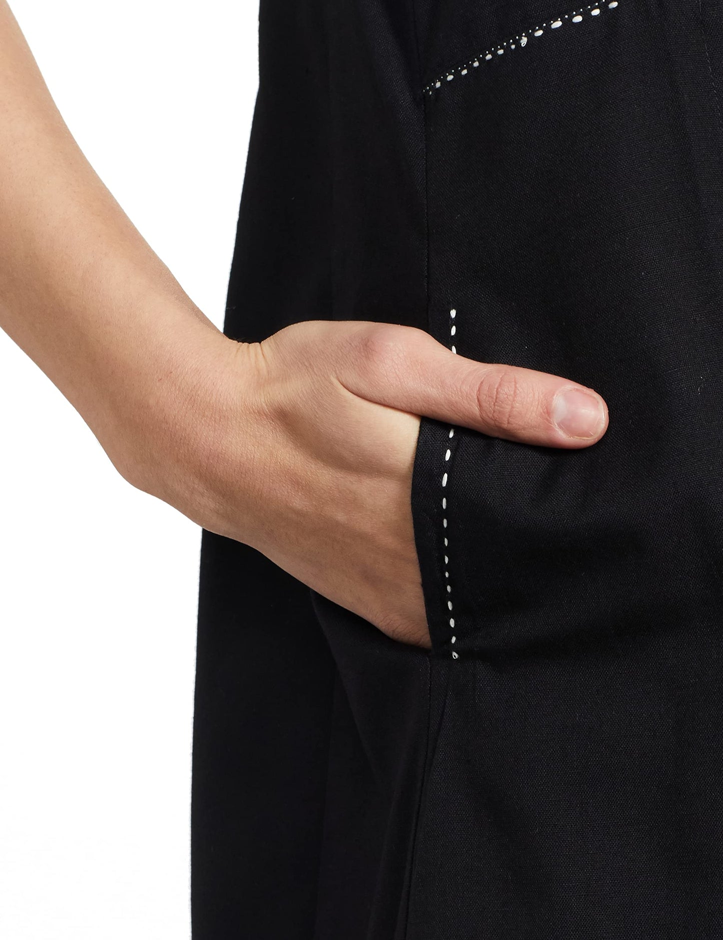 W for Woman Black Sleeveless Embroidered Shrug_21FEW20126-214360_2XL