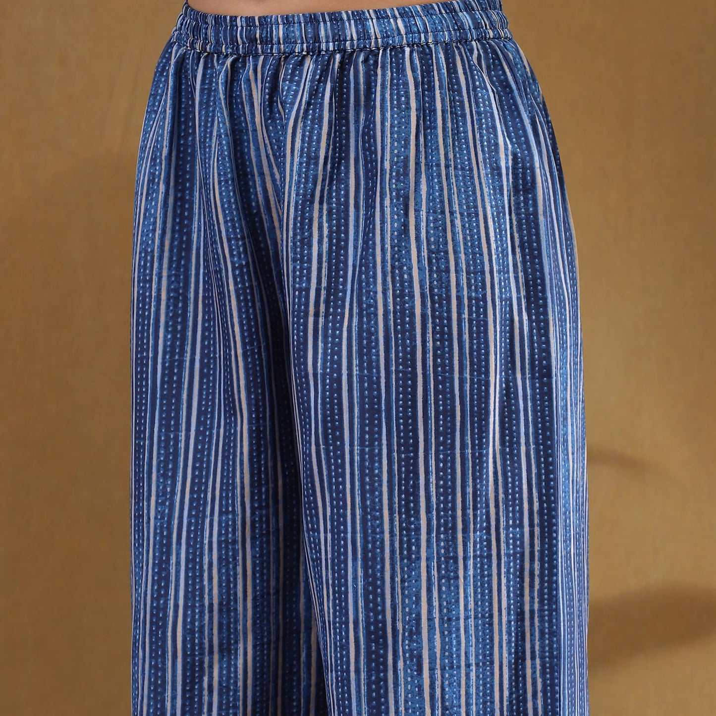 BIBA Women's Cupro Modal Printed Regular Kur,Bustr,Pla (SKDNSHIBO10030AW24IND_Indigo