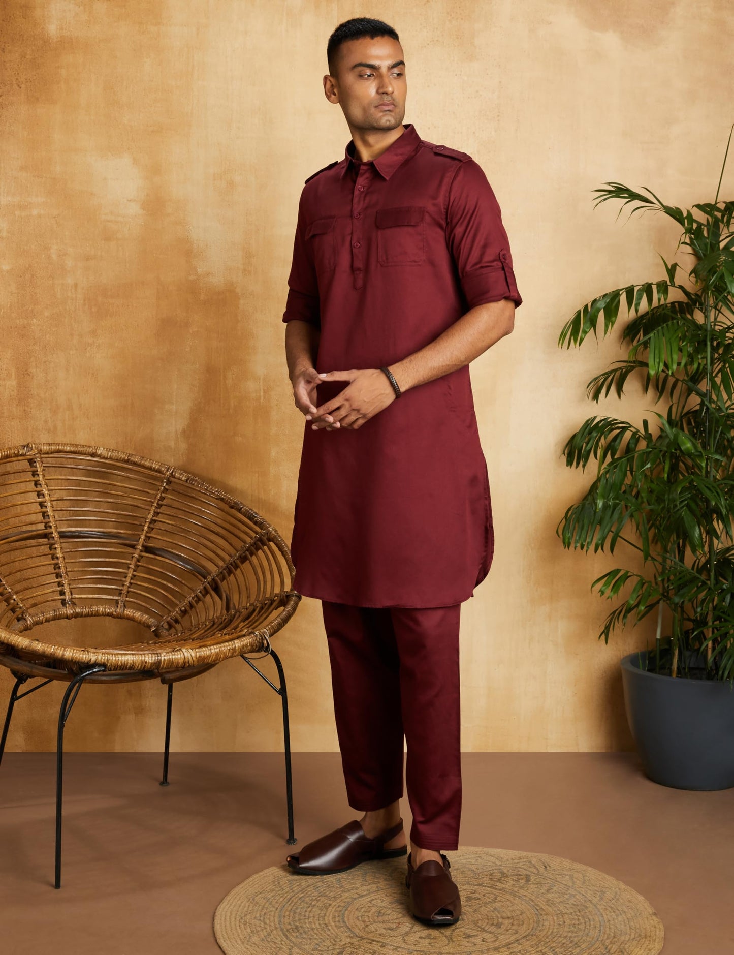 Amazon Brand - Symbol Men's Cotton Solid Kurta Sets (SYMETHSET-7_Burgundy L)