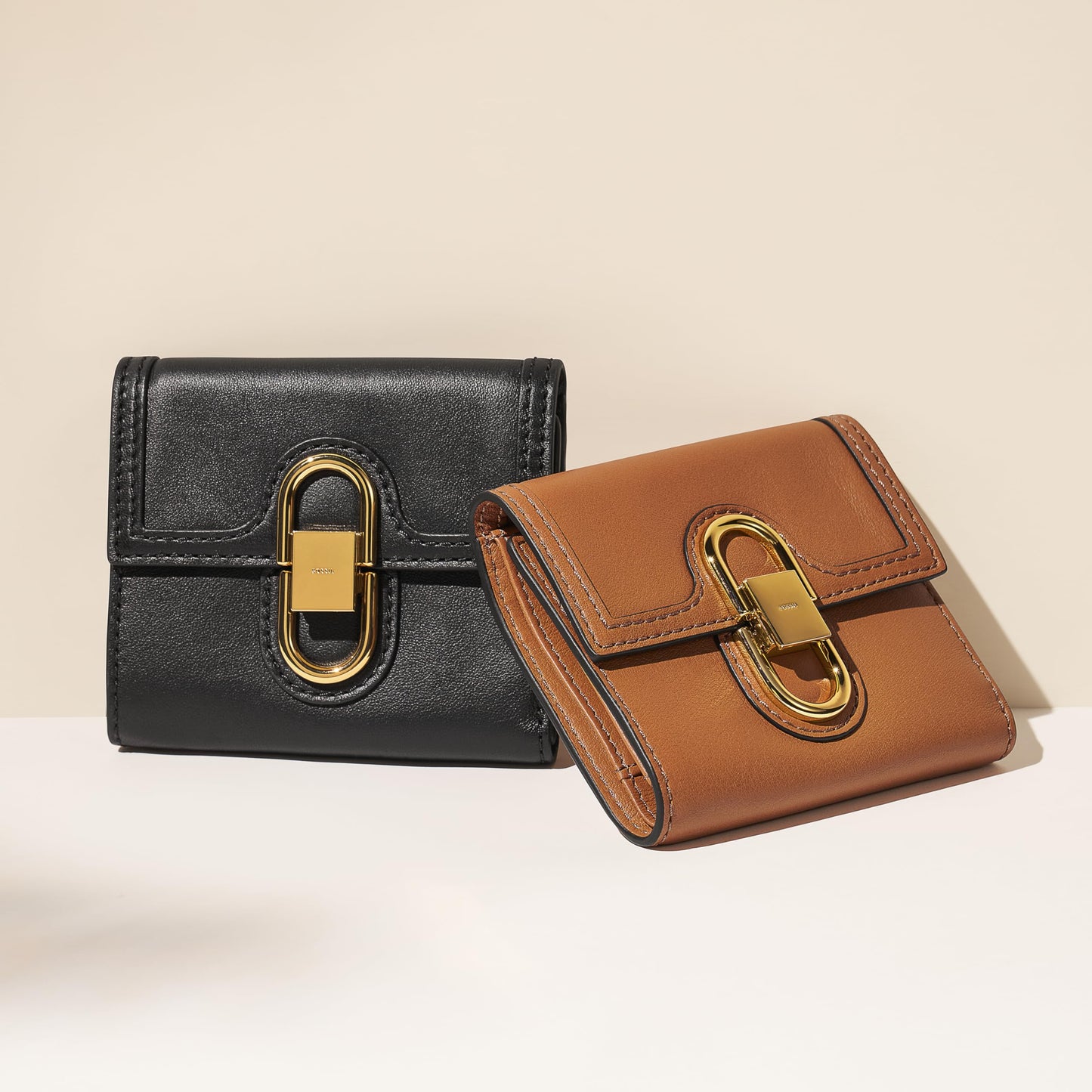 Fossil Women Leather Avondale Black Wallet SL8292001