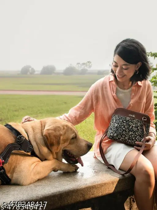 Zouk FloMotif OOO Sling Bag